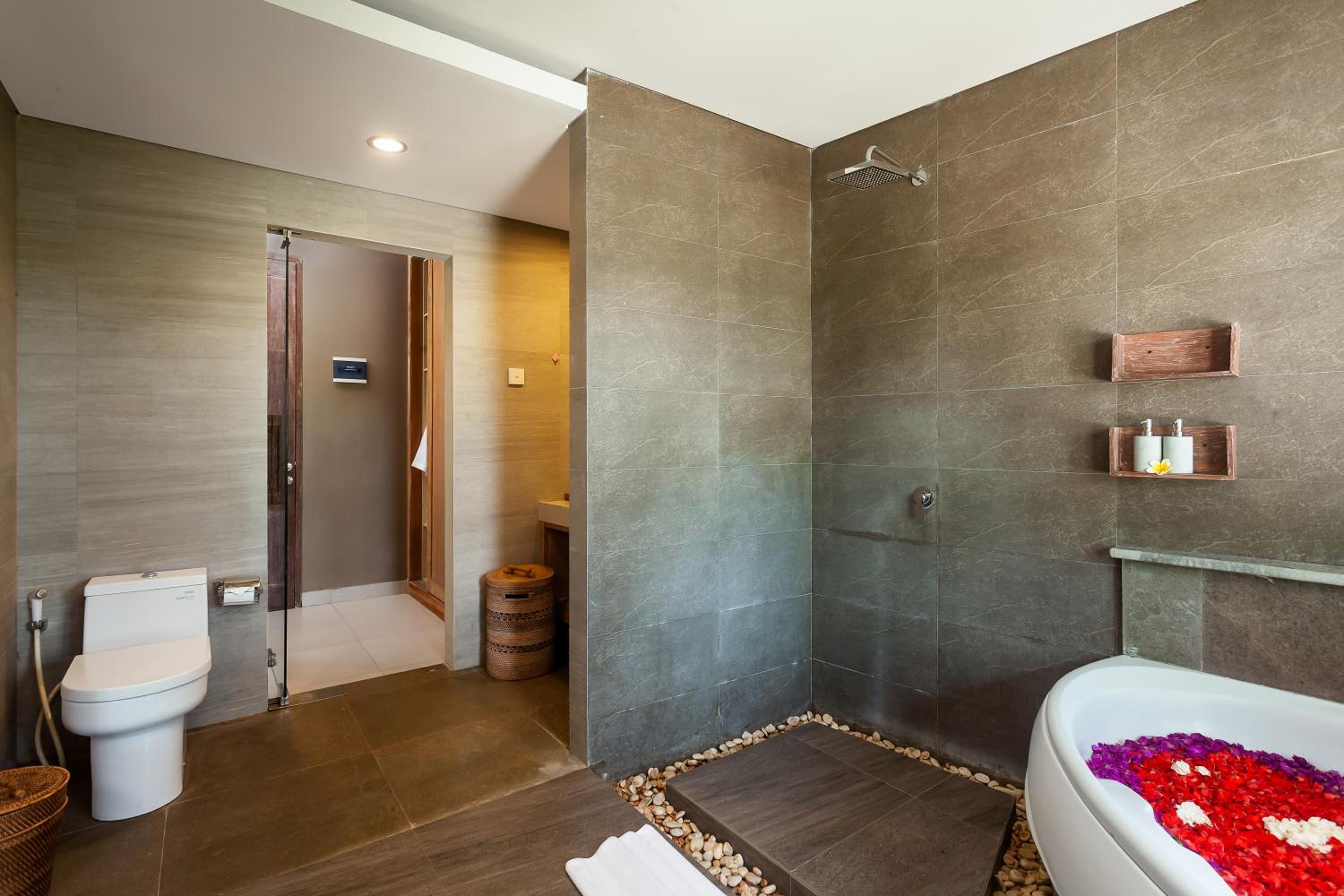 Double Room With Private Bathroom
