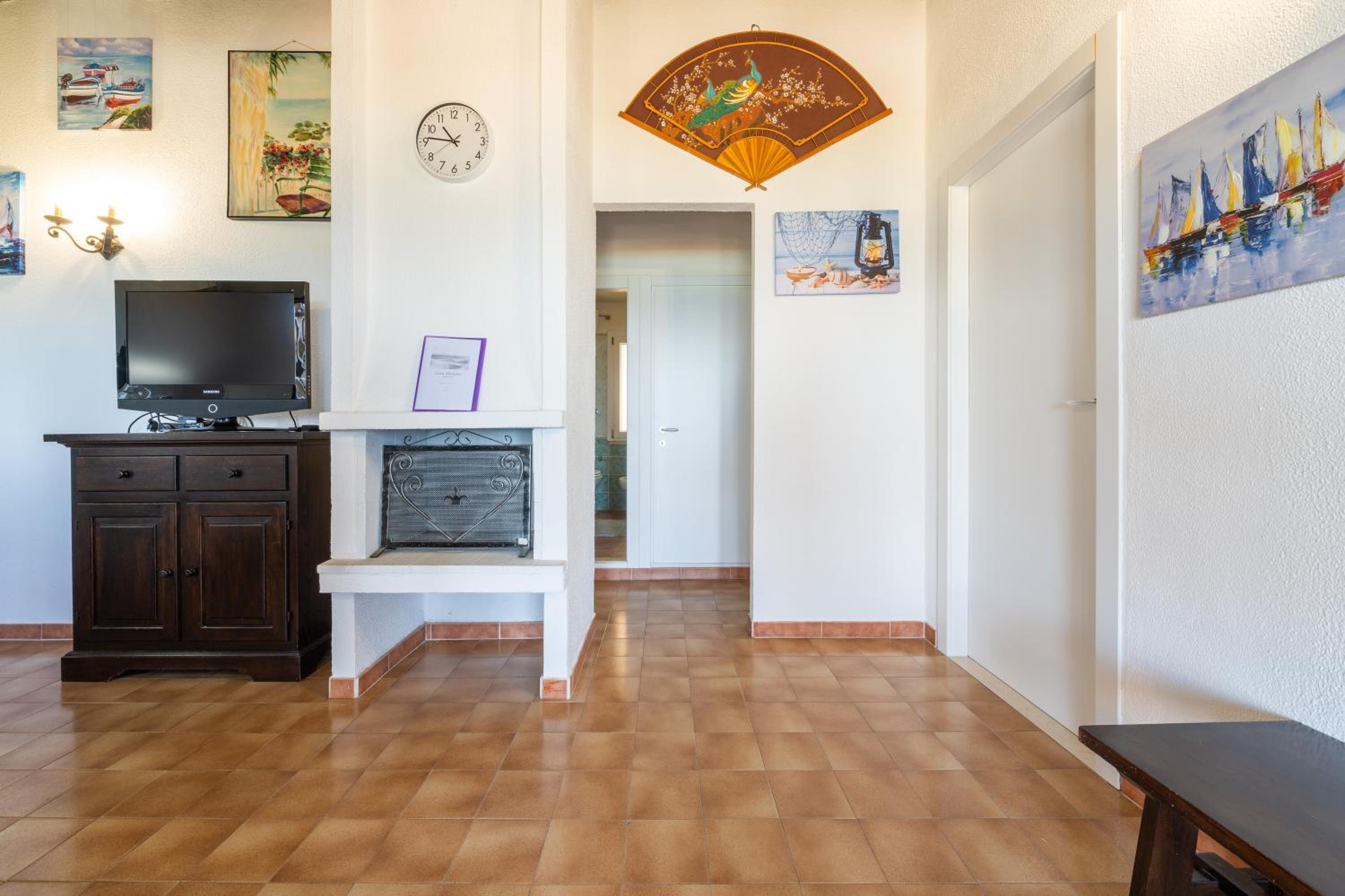 Three-Bedroom Superior Apartment
