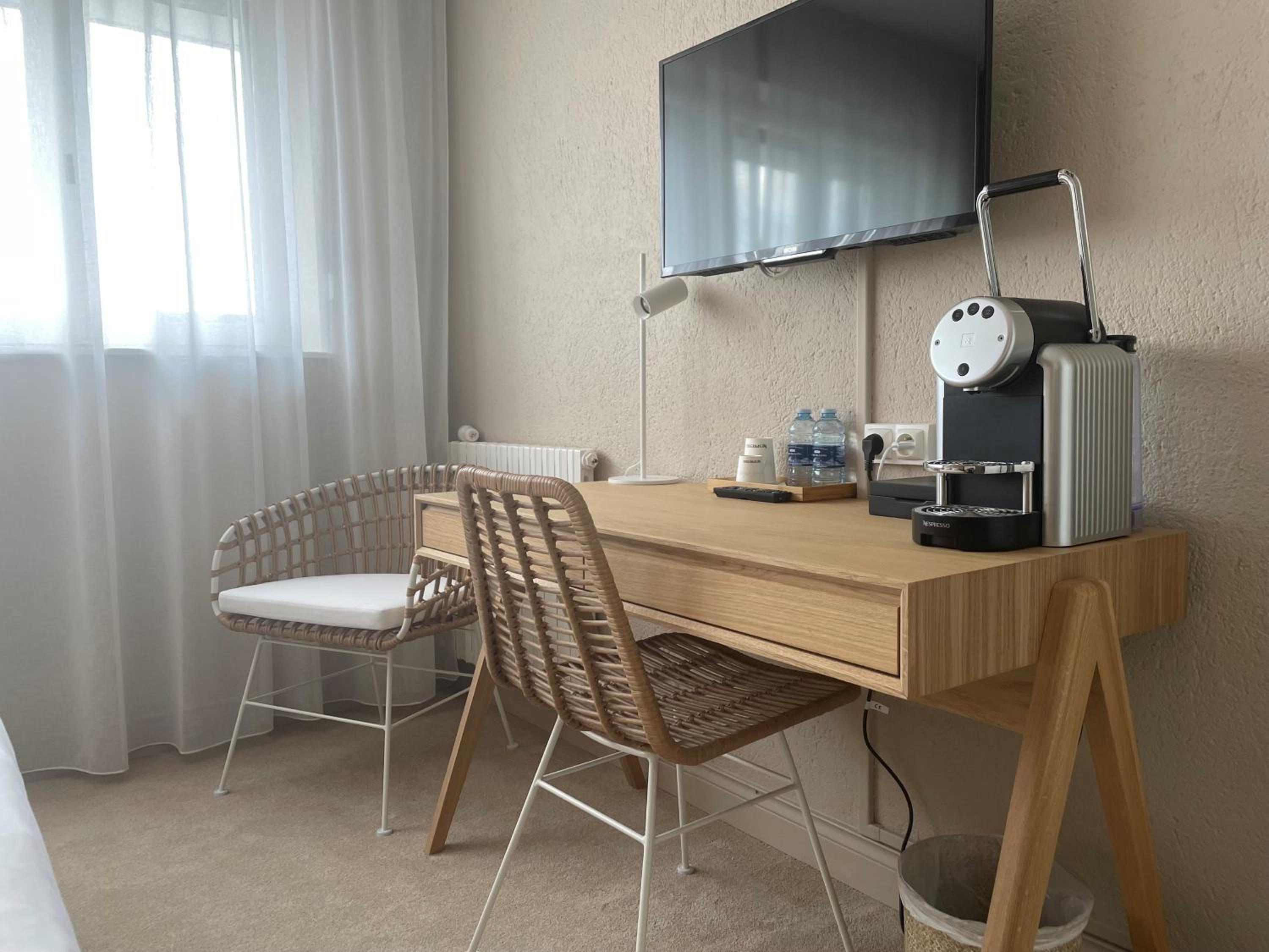 Quadruple Room with Terrace - Photo 6