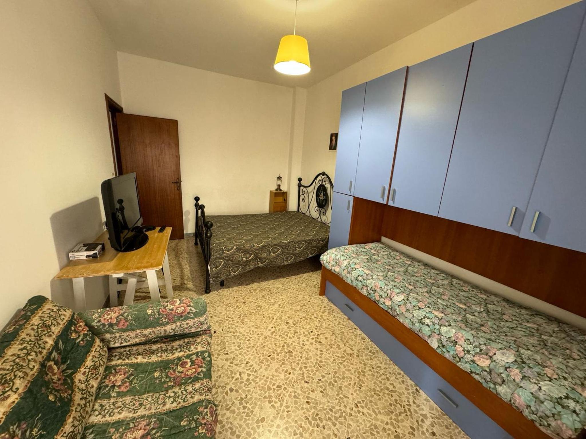 Two-Bedroom House photo 3