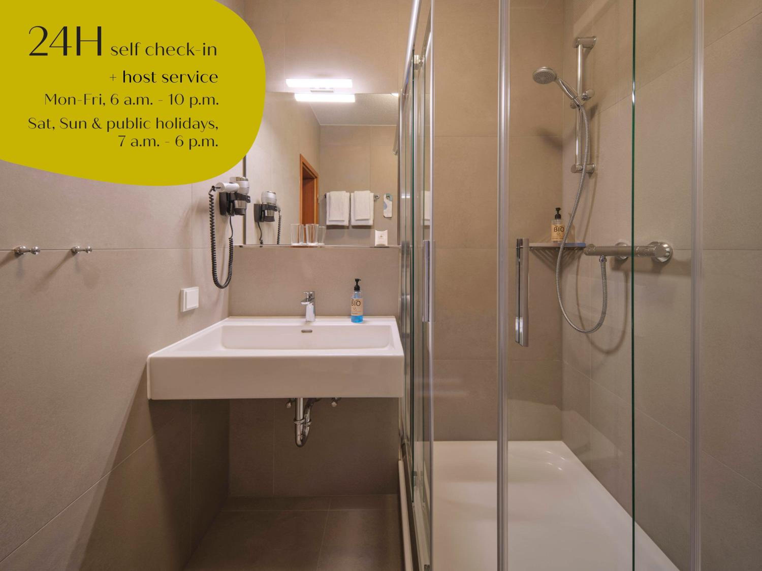 Single Room photo 3