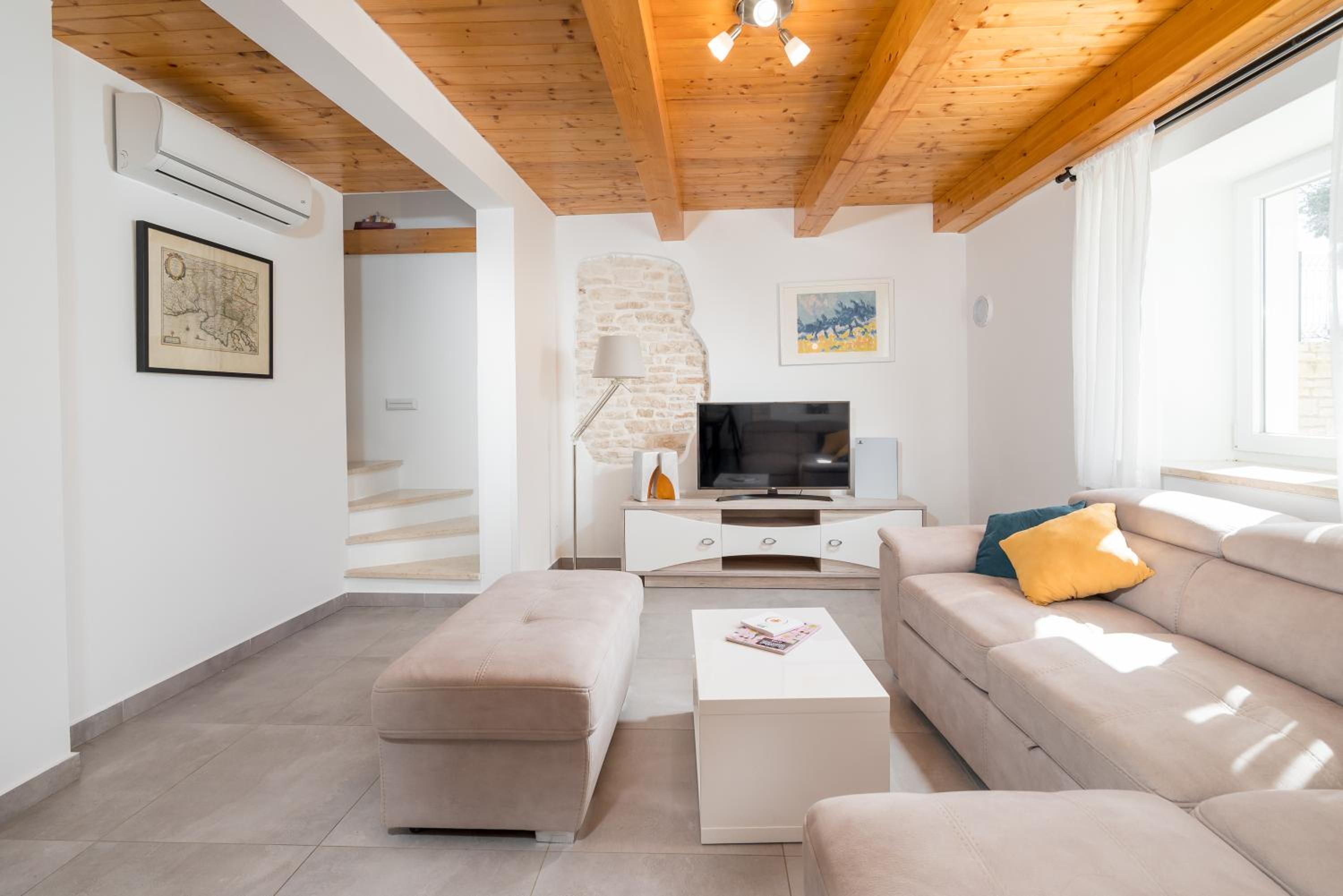Three-Bedroom Villa photo 3
