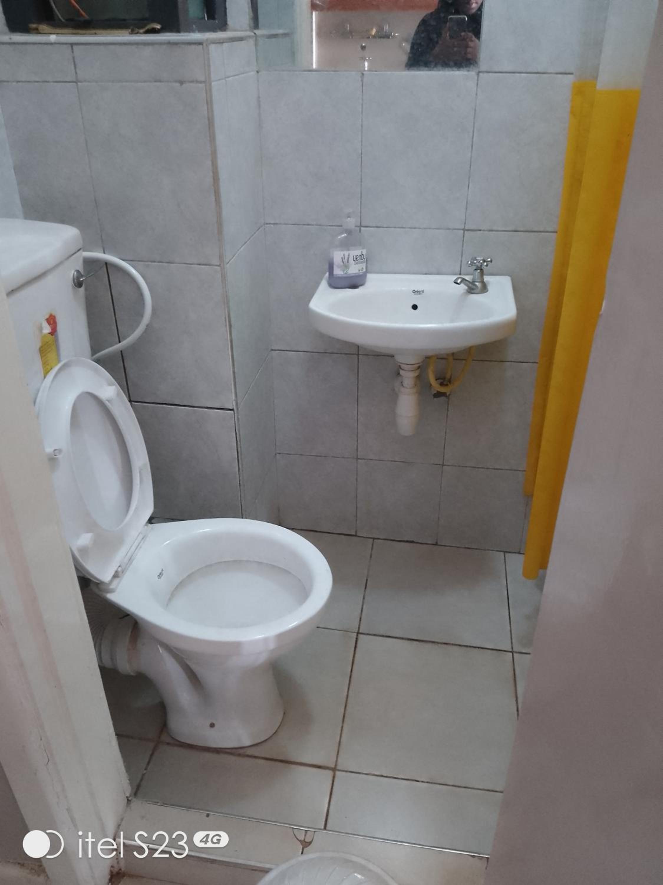 Deluxe Double Room (2 Adults + 1 Child) photo 3