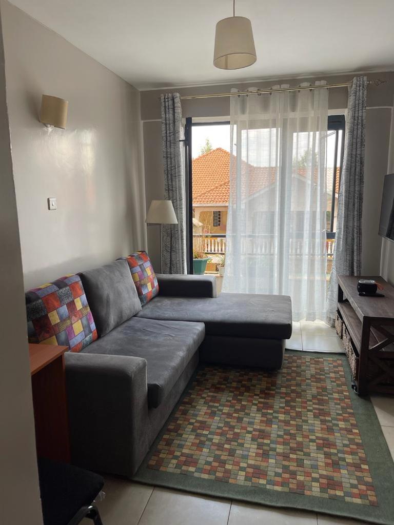 Deluxe Double Room (2 Adults + 1 Child) photo 1