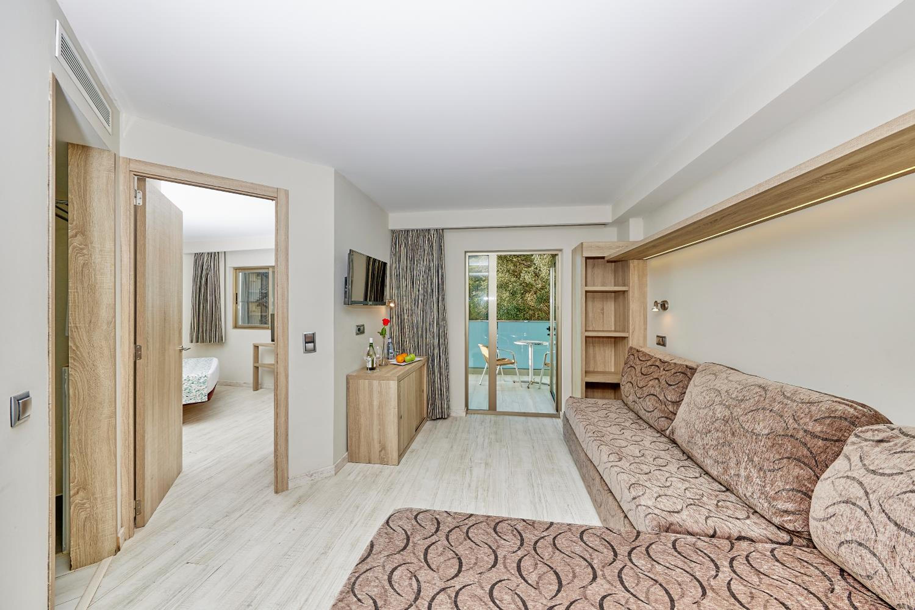 One-Bedroom Apartment - Annex Building