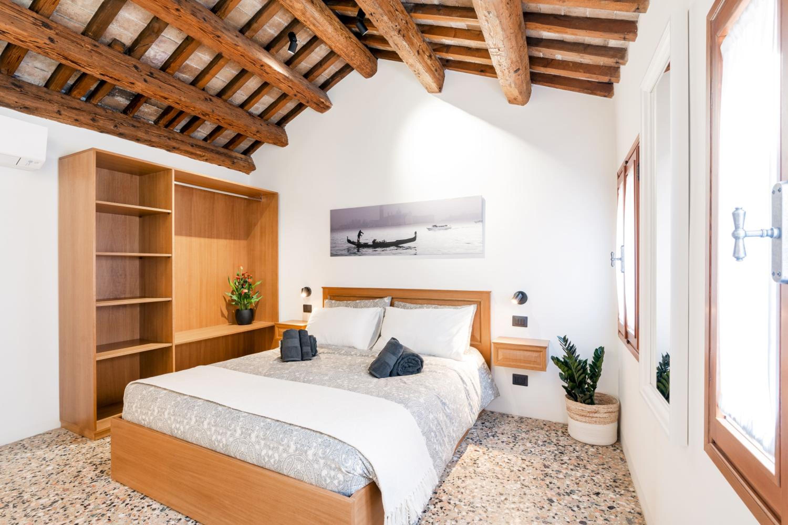 Two-Bedroom House photo 1