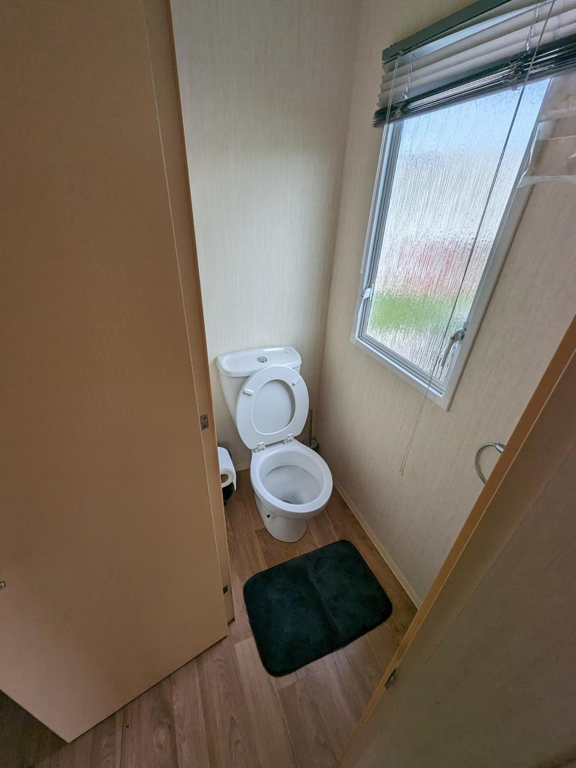 Three-Bedroom House photo 3