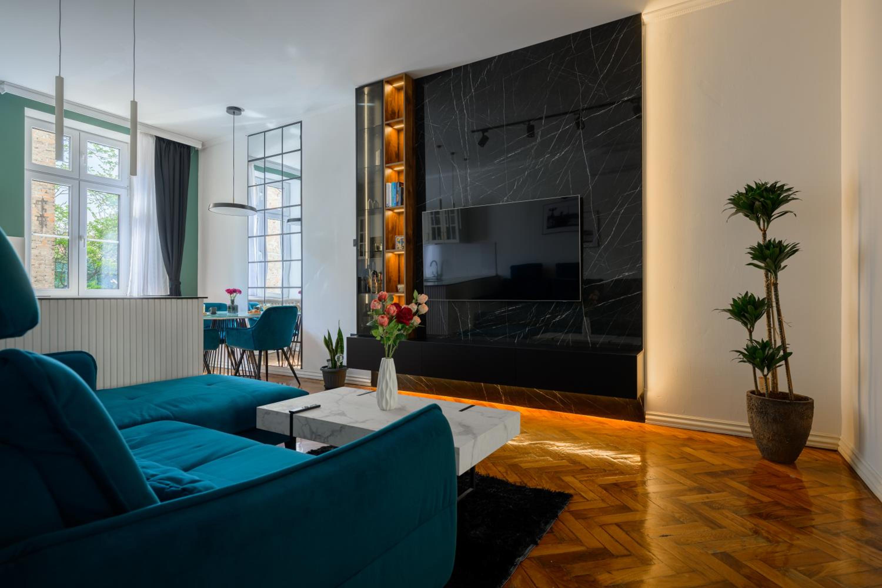 One-Bedroom Apartment