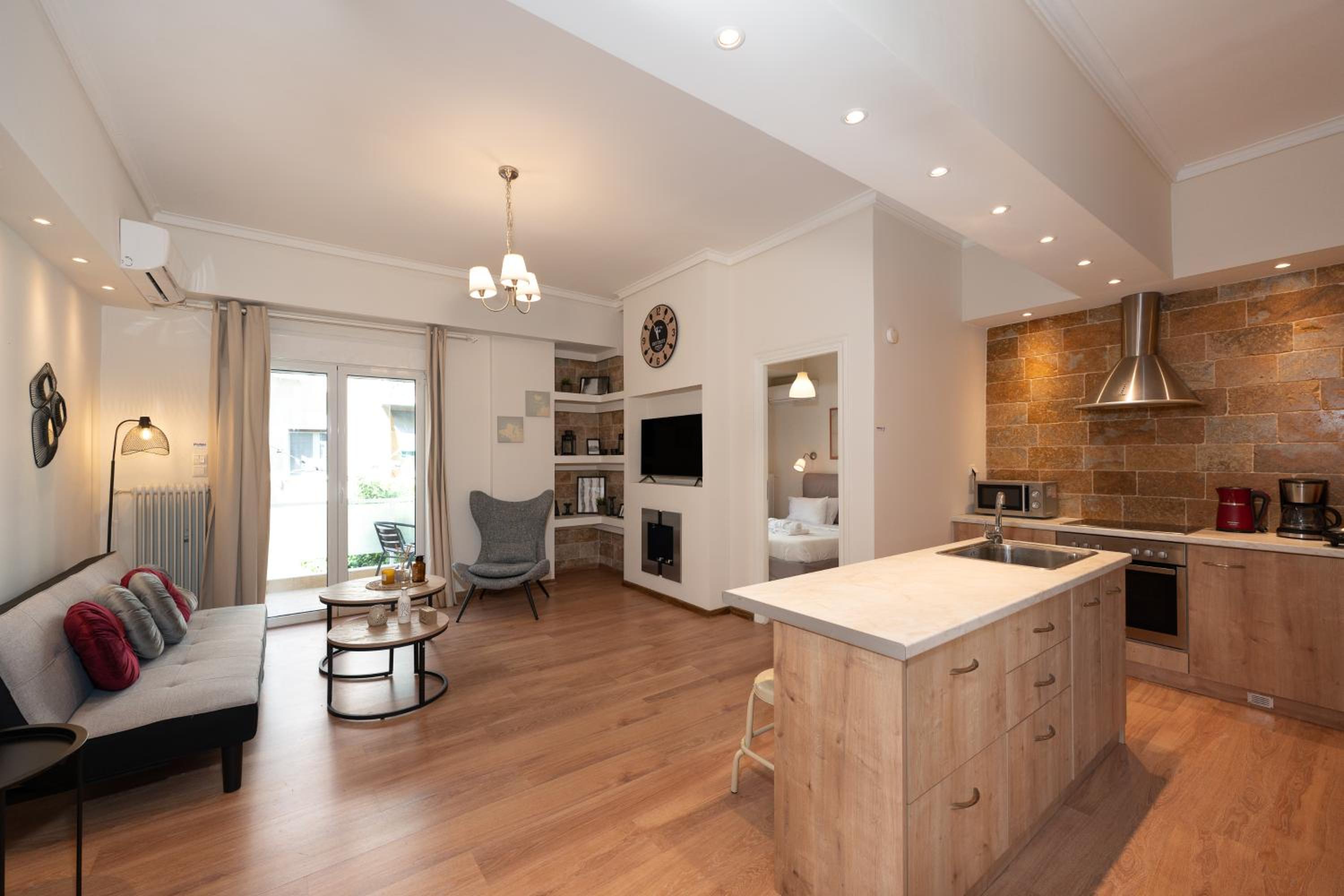 One-Bedroom Apartment