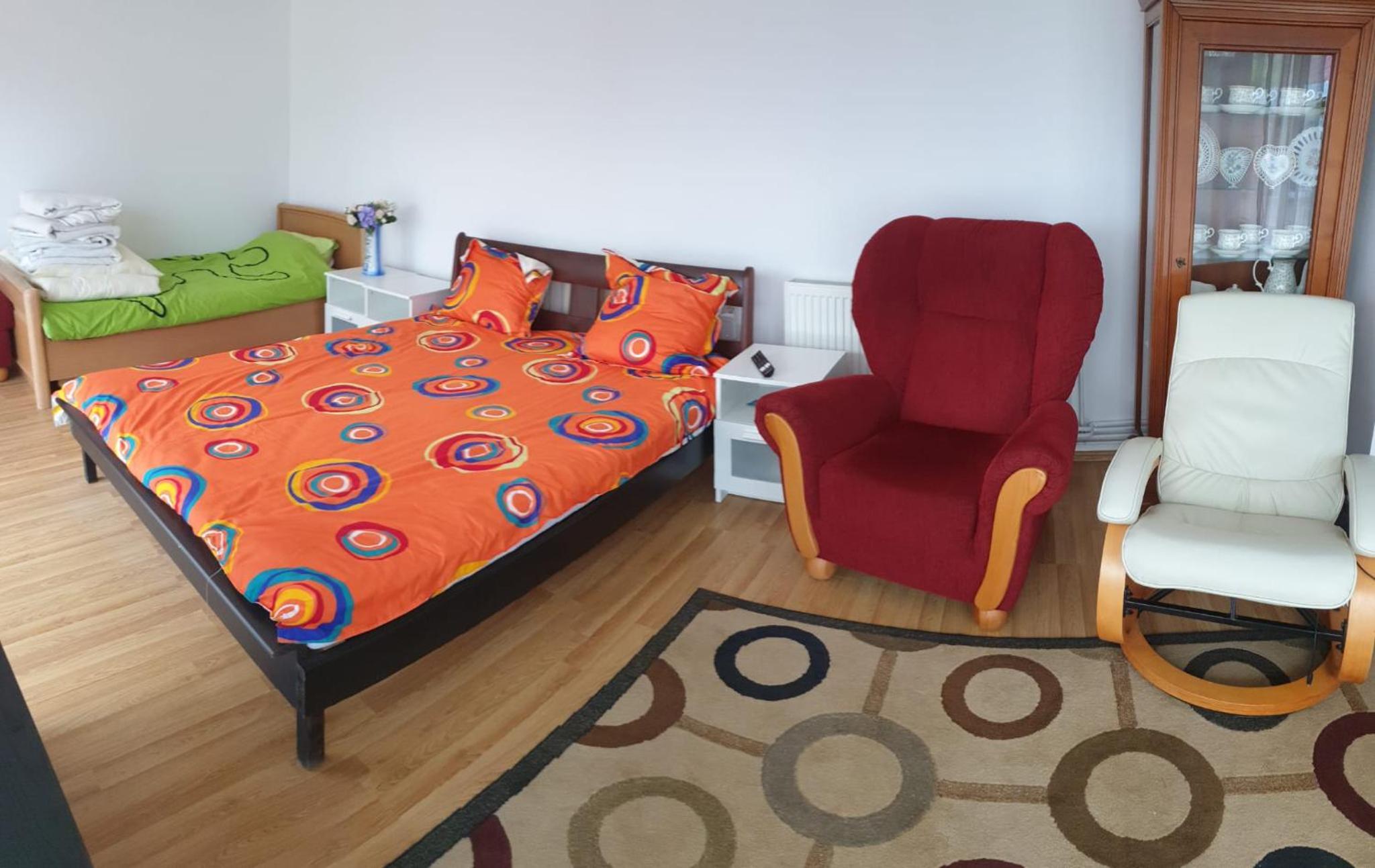 Basic Triple Room photo 3