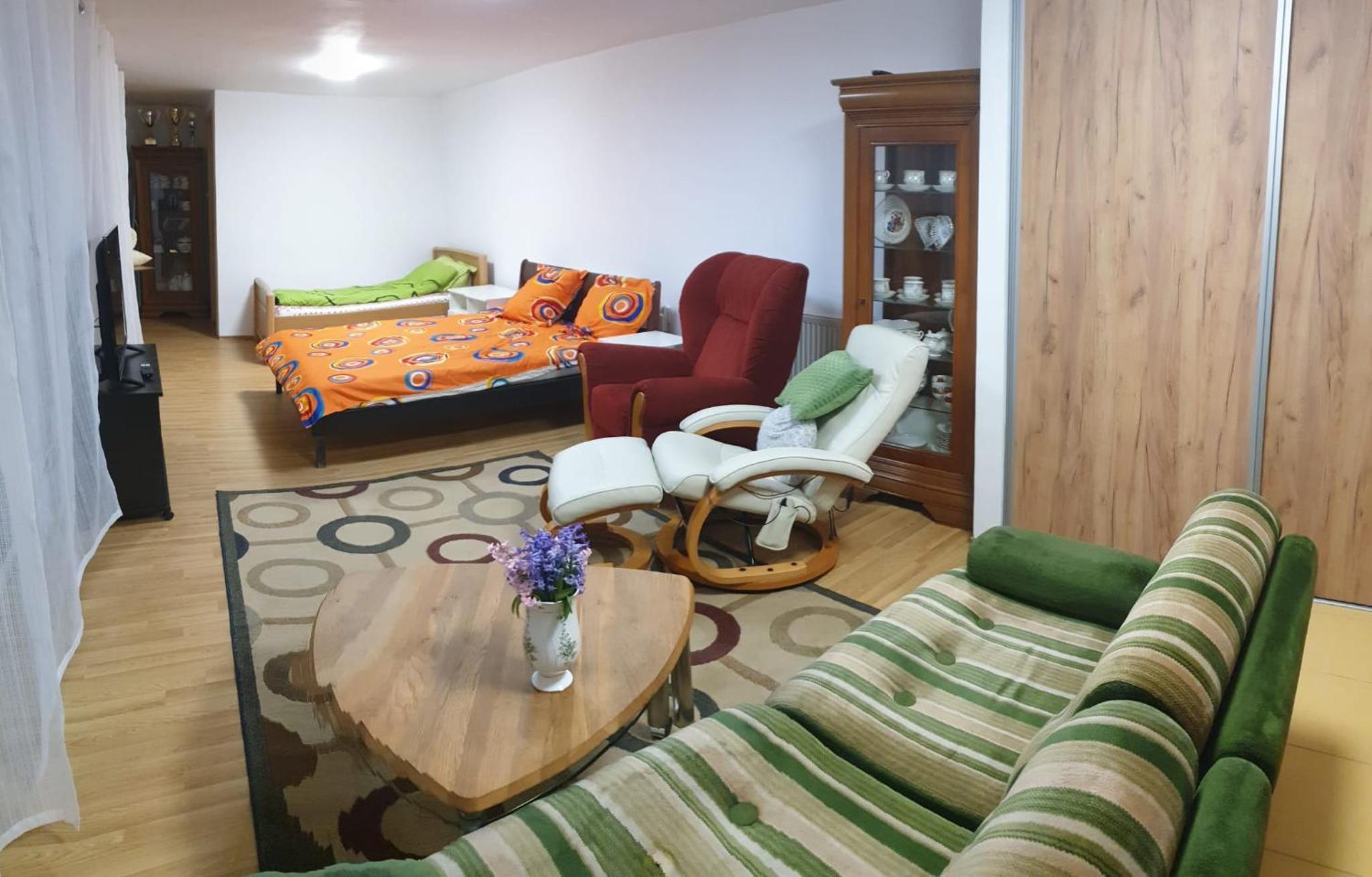 Basic Triple Room photo 1