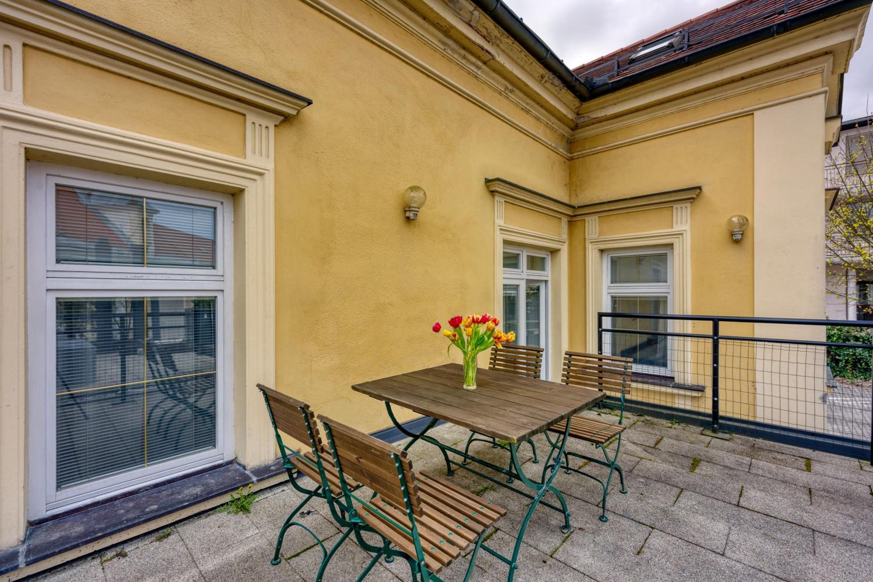 Studio with Terrace photo 3