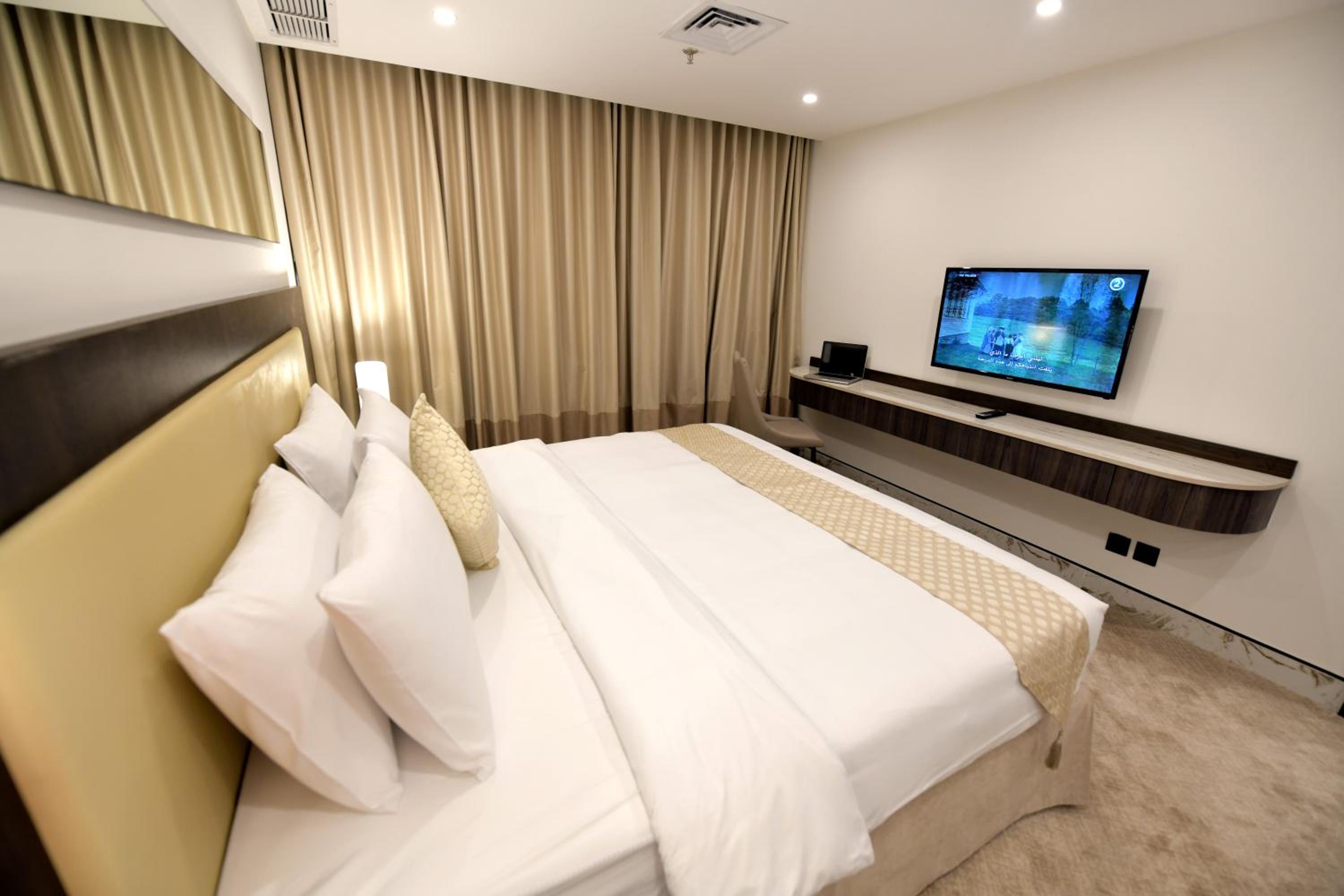 Standard King Room