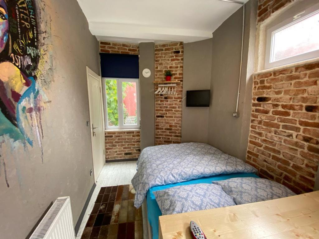 Deluxe King Room photo 1