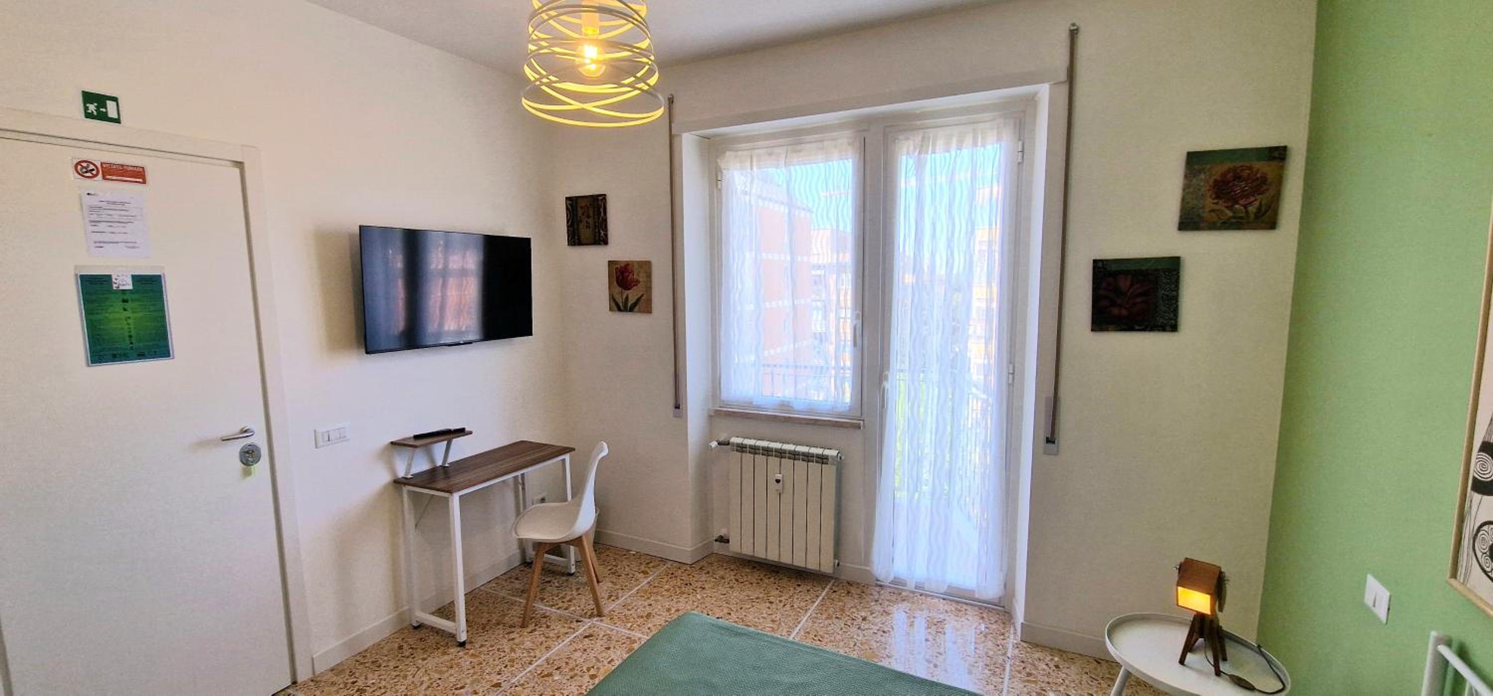 Double Room with Private Bathroom photo 3