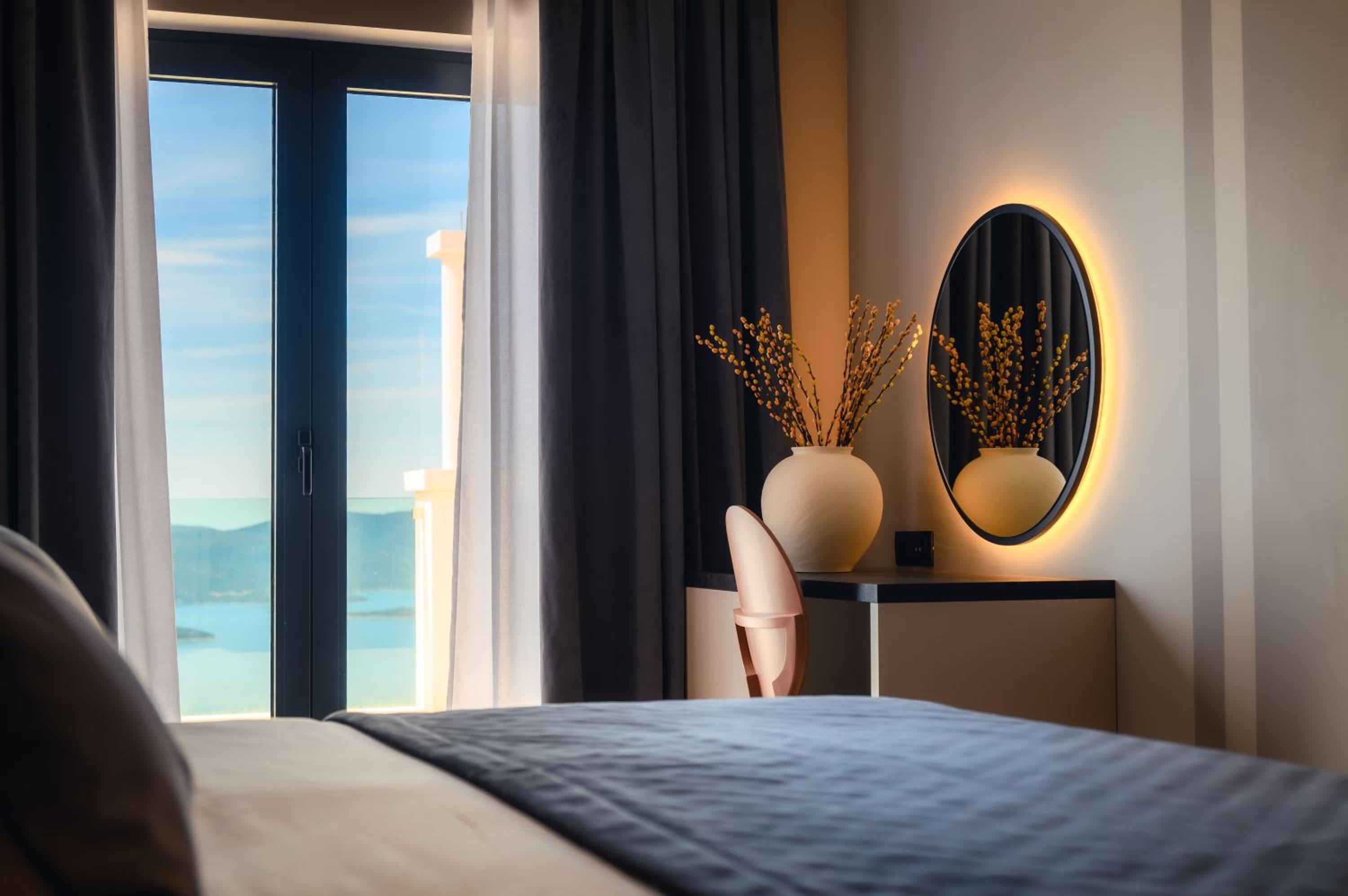 Deluxe Double Room with Sea View photo 1