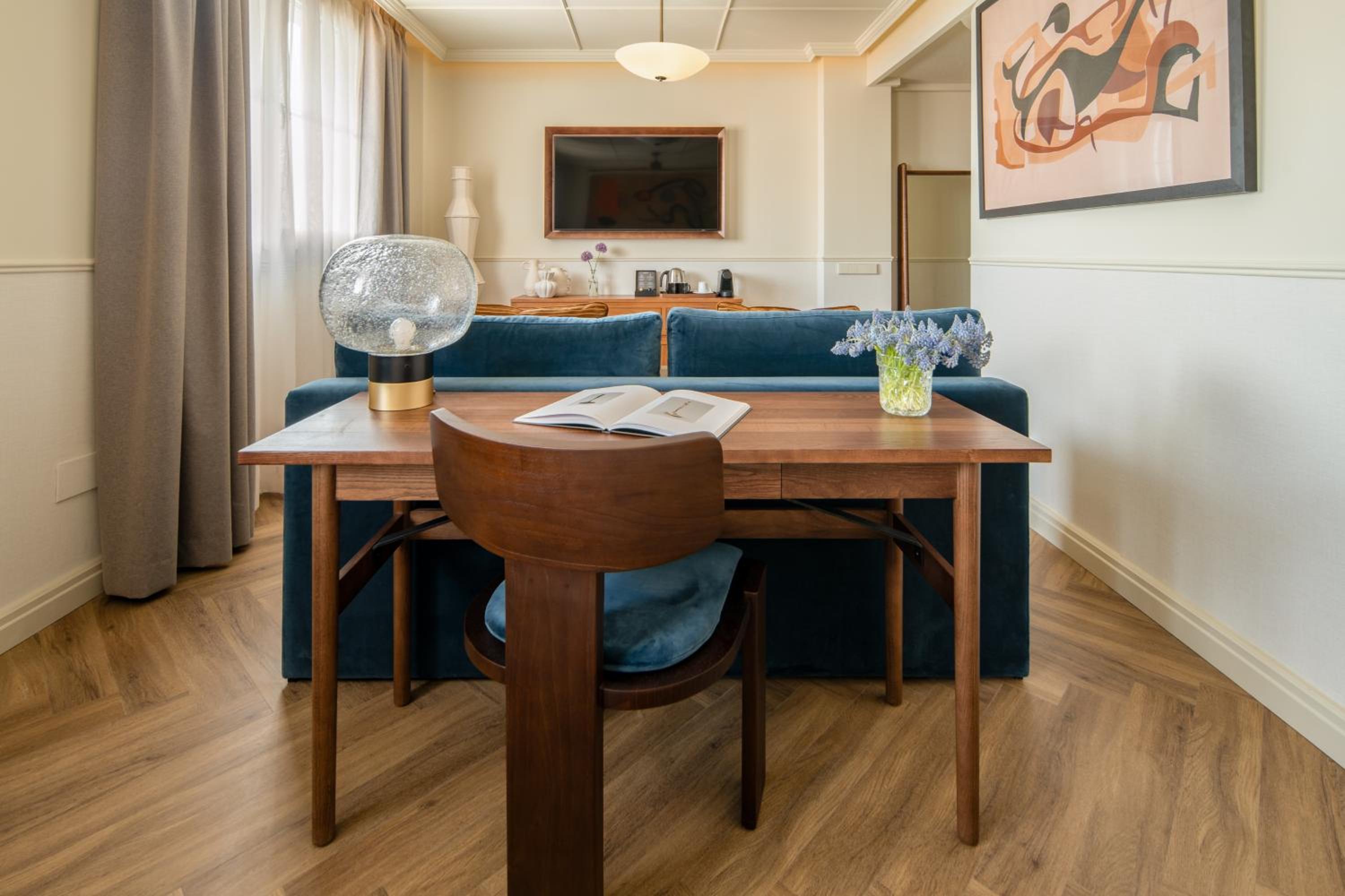 Deluxe Junior Suite
