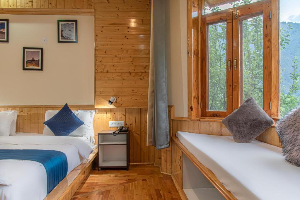 Queen Room With Garden View