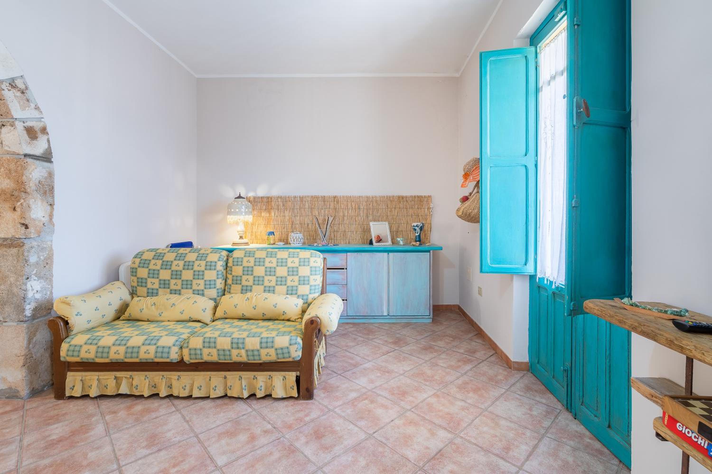 Two-Bedroom Deluxe Apartment with Ocean View photo 2