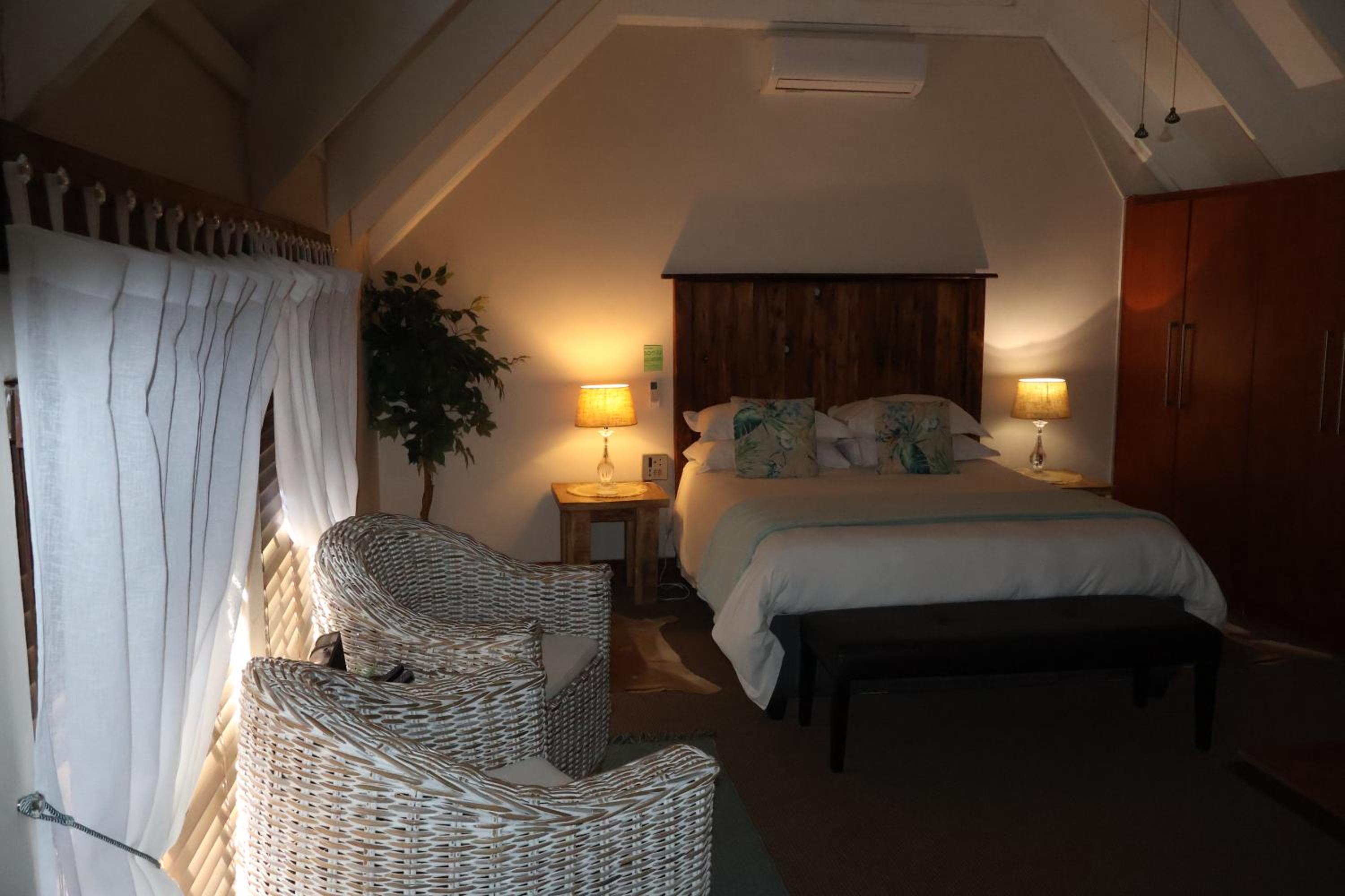 Double Room with Private Bathroom