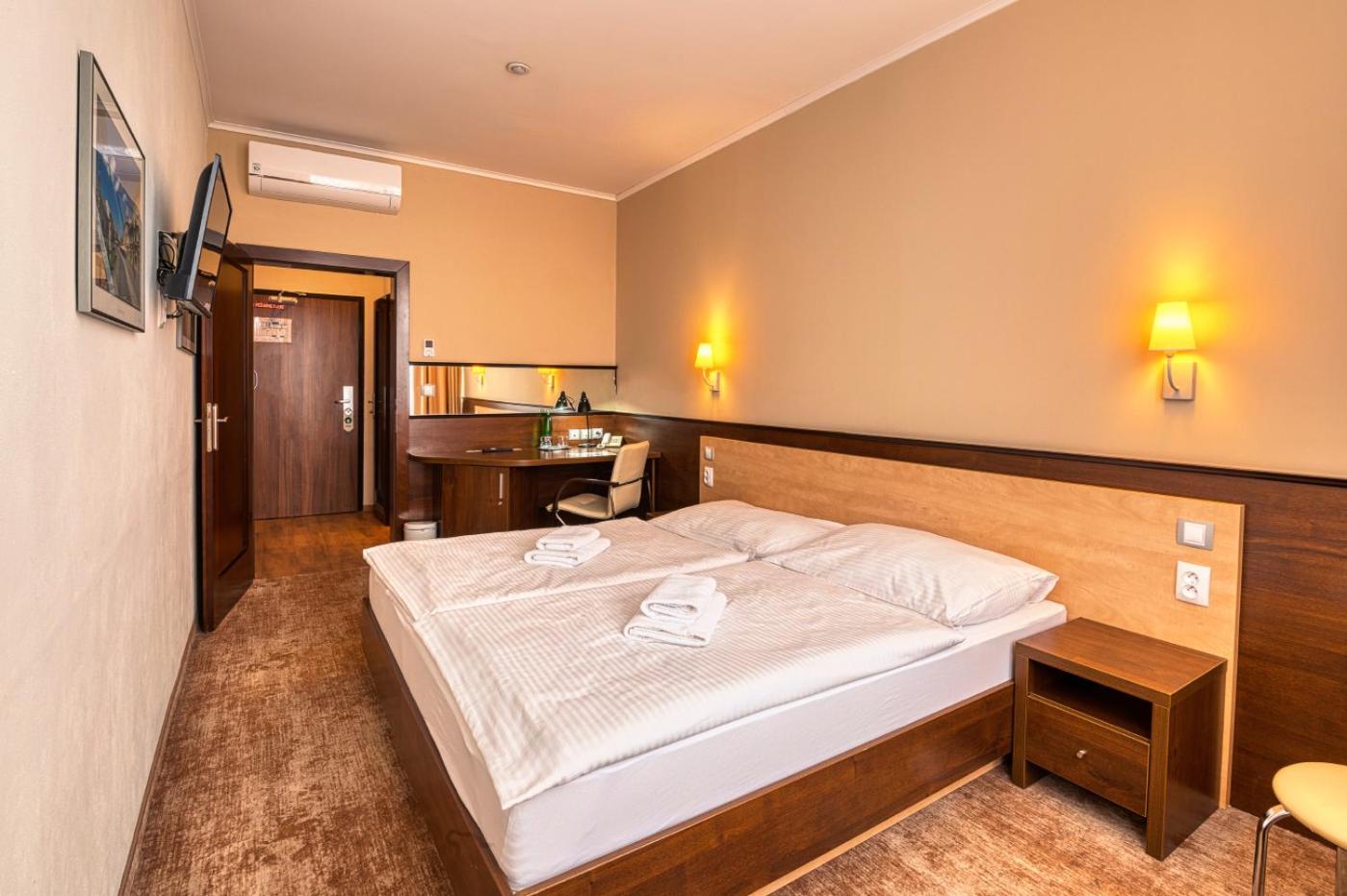 Superior Double Room - Photo 4