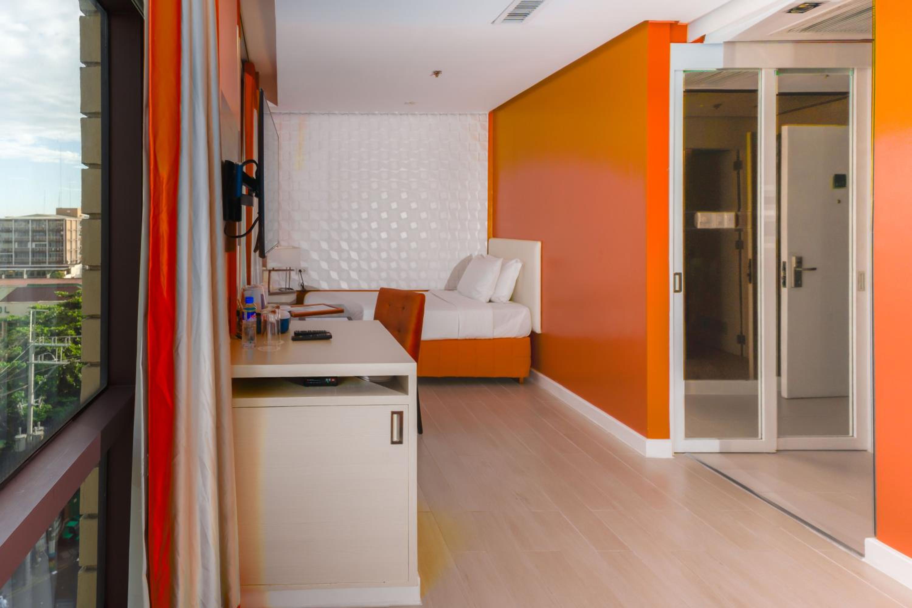 Deluxe Triple Room - Photo 2