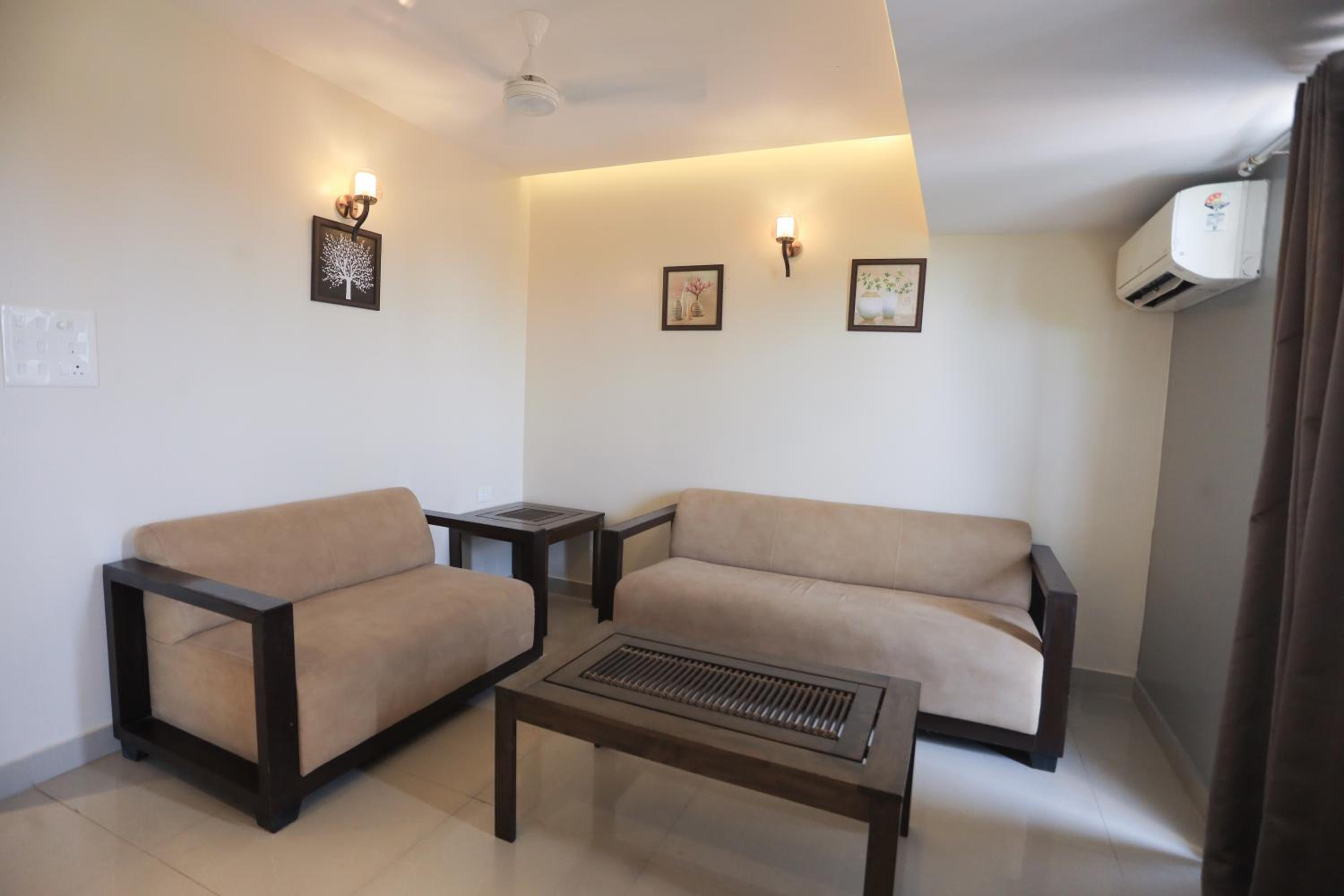 Suite with Balcony photo 2