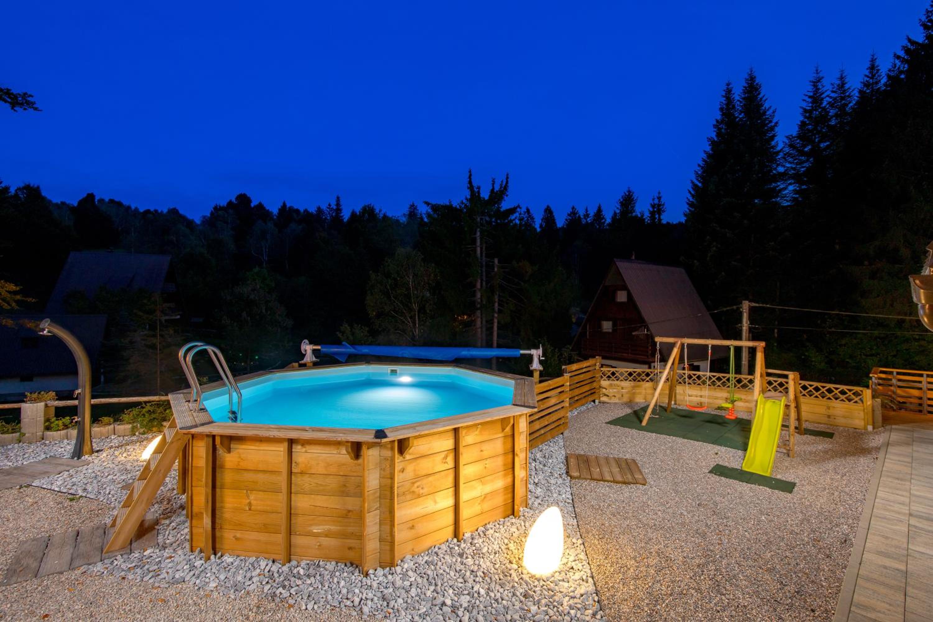 Three-Bedroom Chalet photo 3