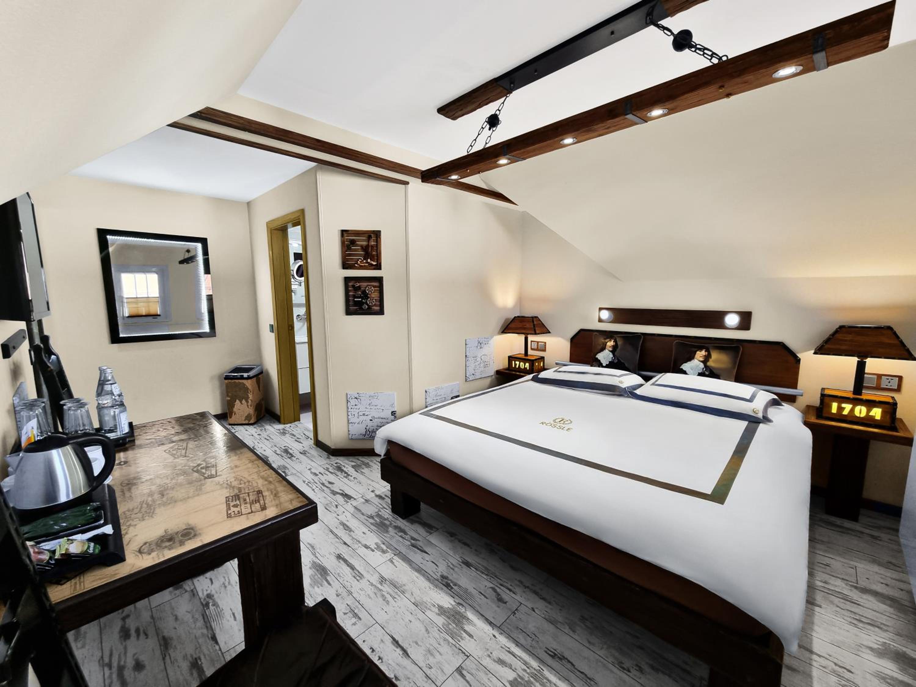 Superior Queen Room with Two Queen Beds