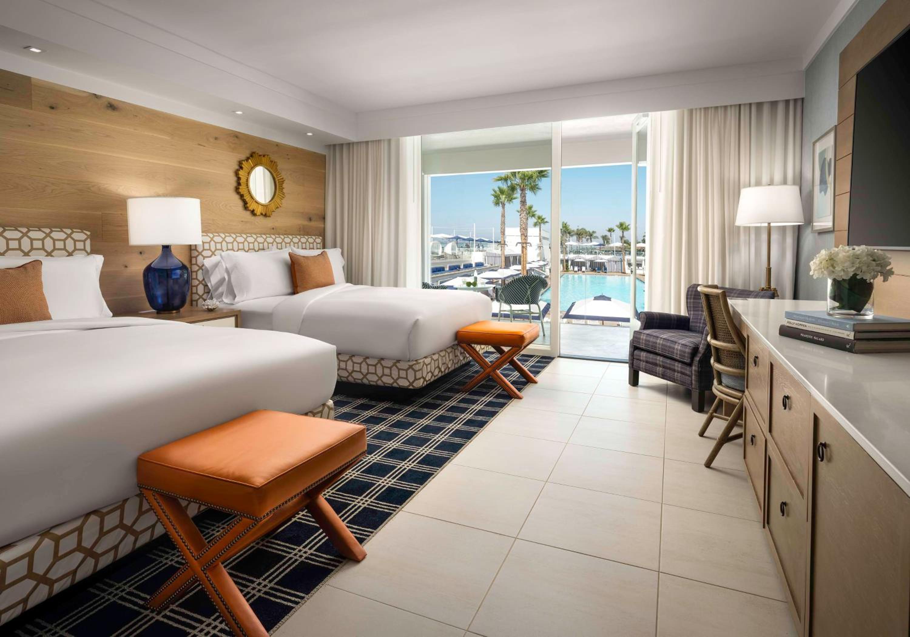 Queen Cabana with Two Queen Beds and Pool View - Photo 1