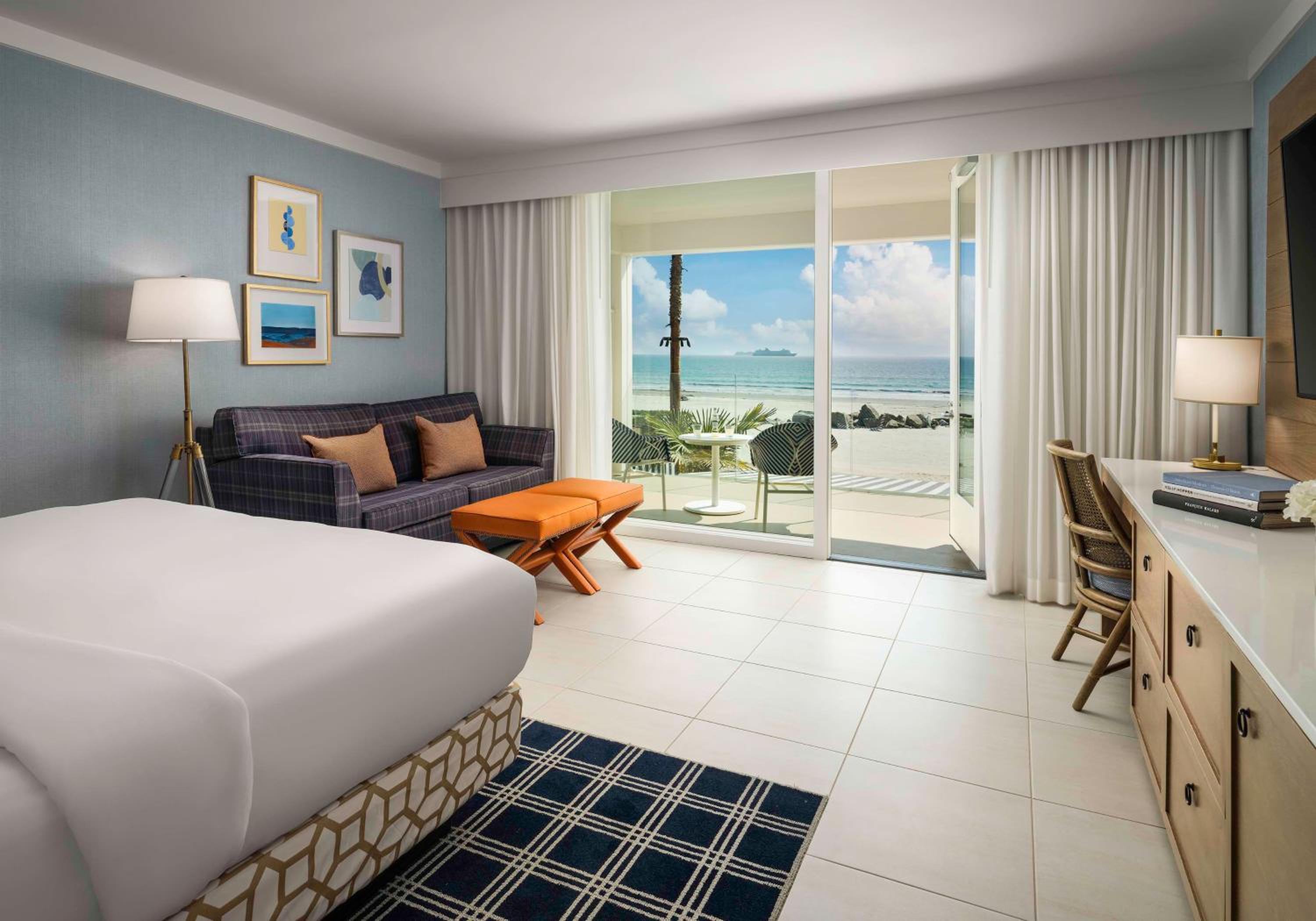 Cabana Oceanfront 1 King