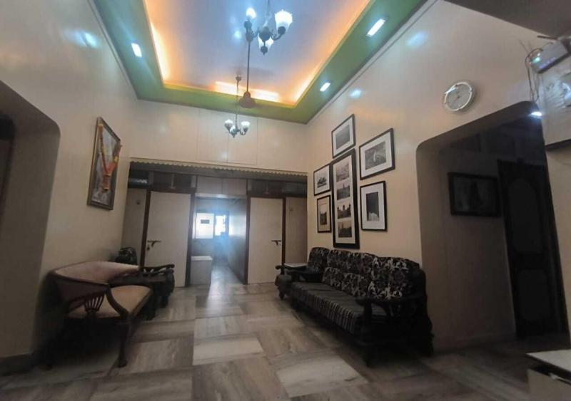 Economy Triple Room with Shared Bathroom