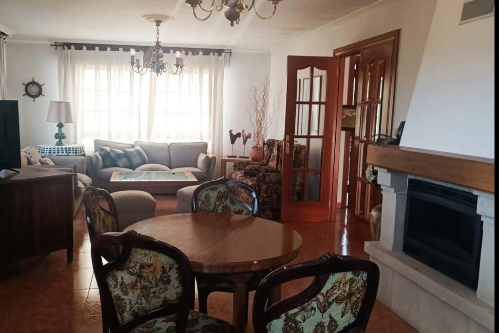 Casa de Seis Habitaciones