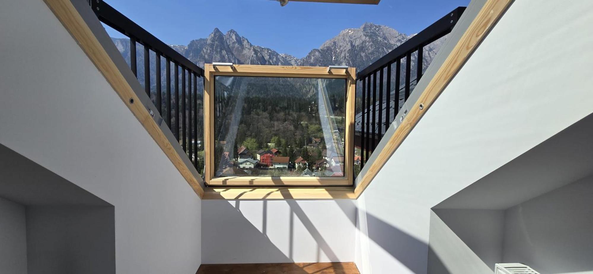 Apartment with Mountain View photo 3