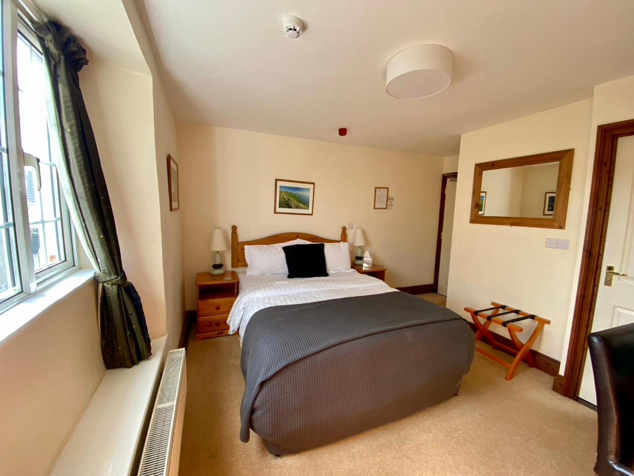 Double Room - Photo 2