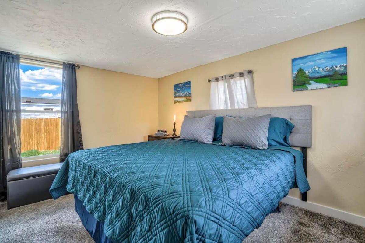 Mobile Home photo 1