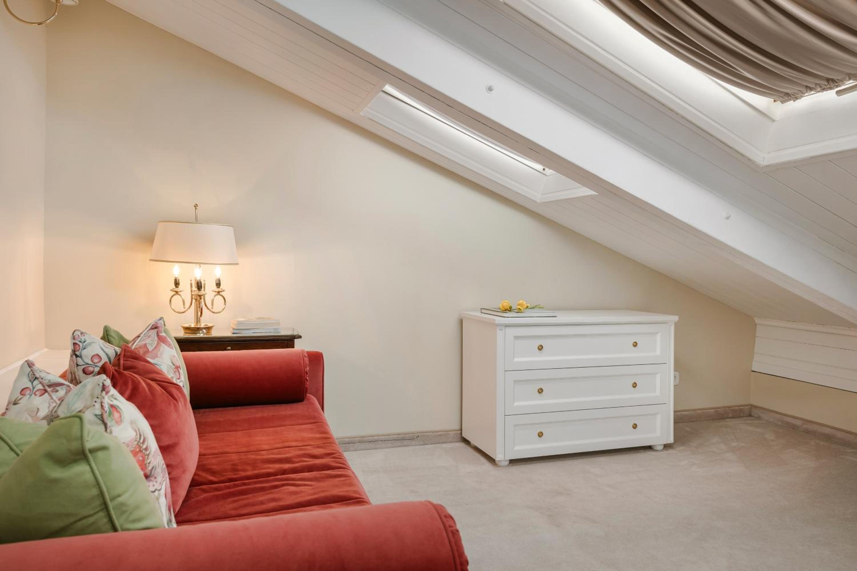 Signature Suite with Acropolis View photo 3