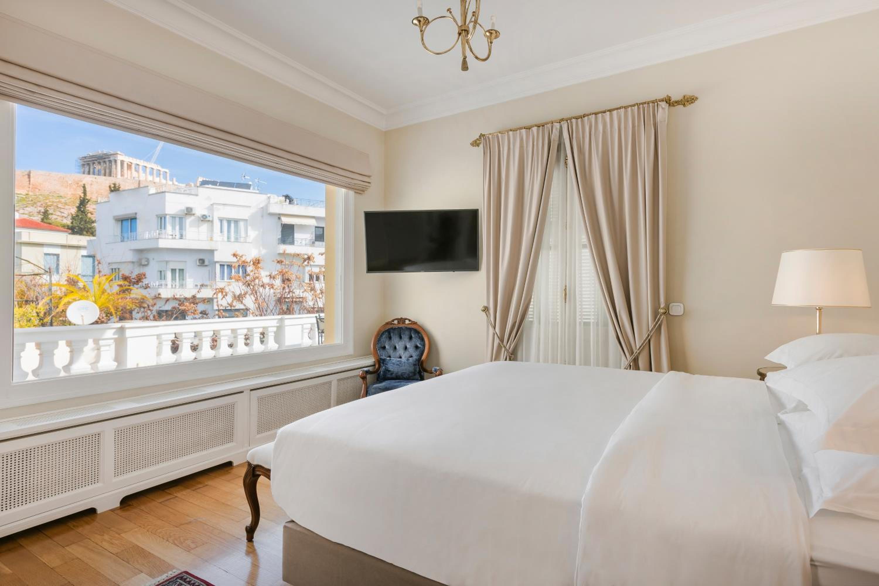 Signature Suite with Acropolis View photo 1