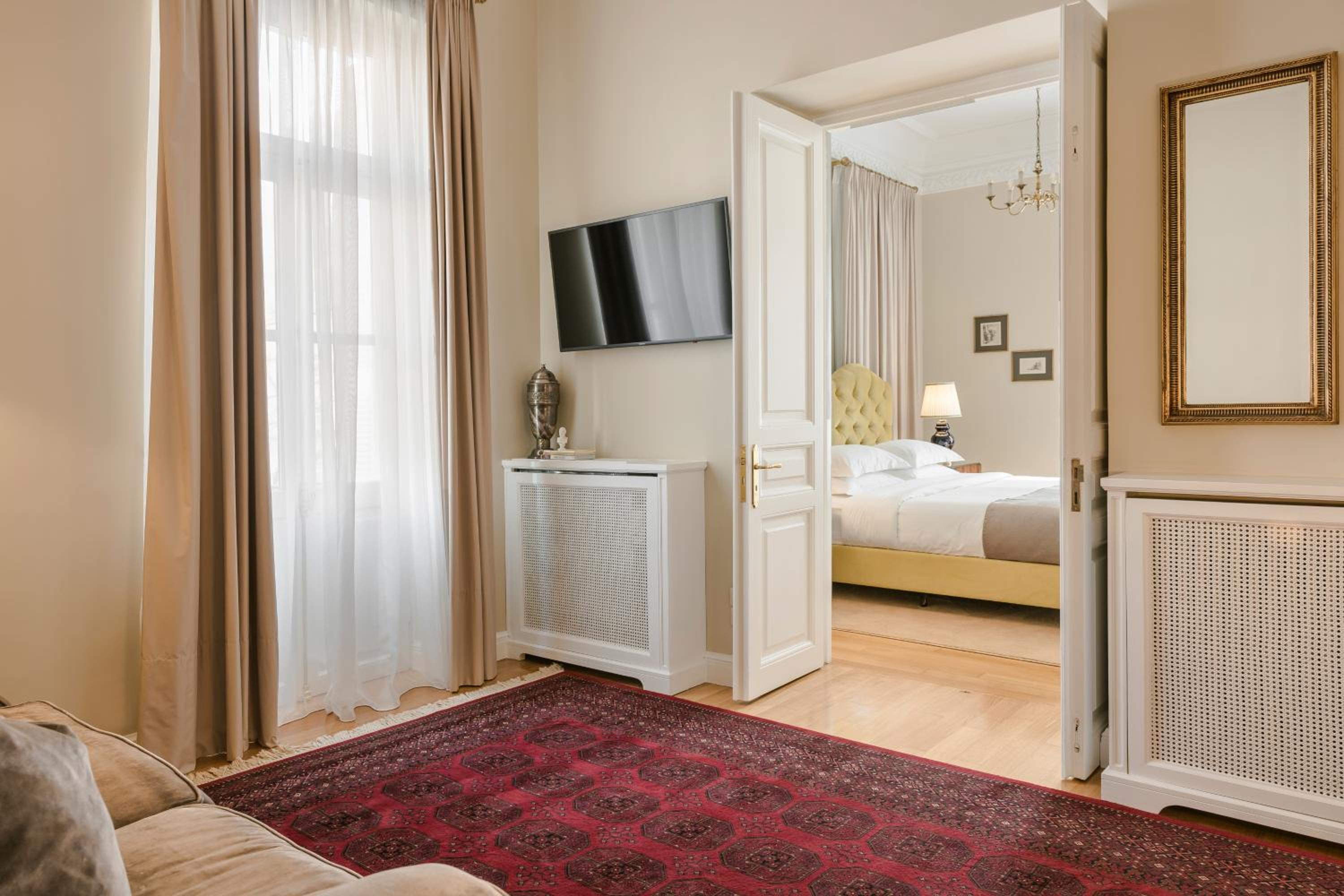 Master Suite photo 2
