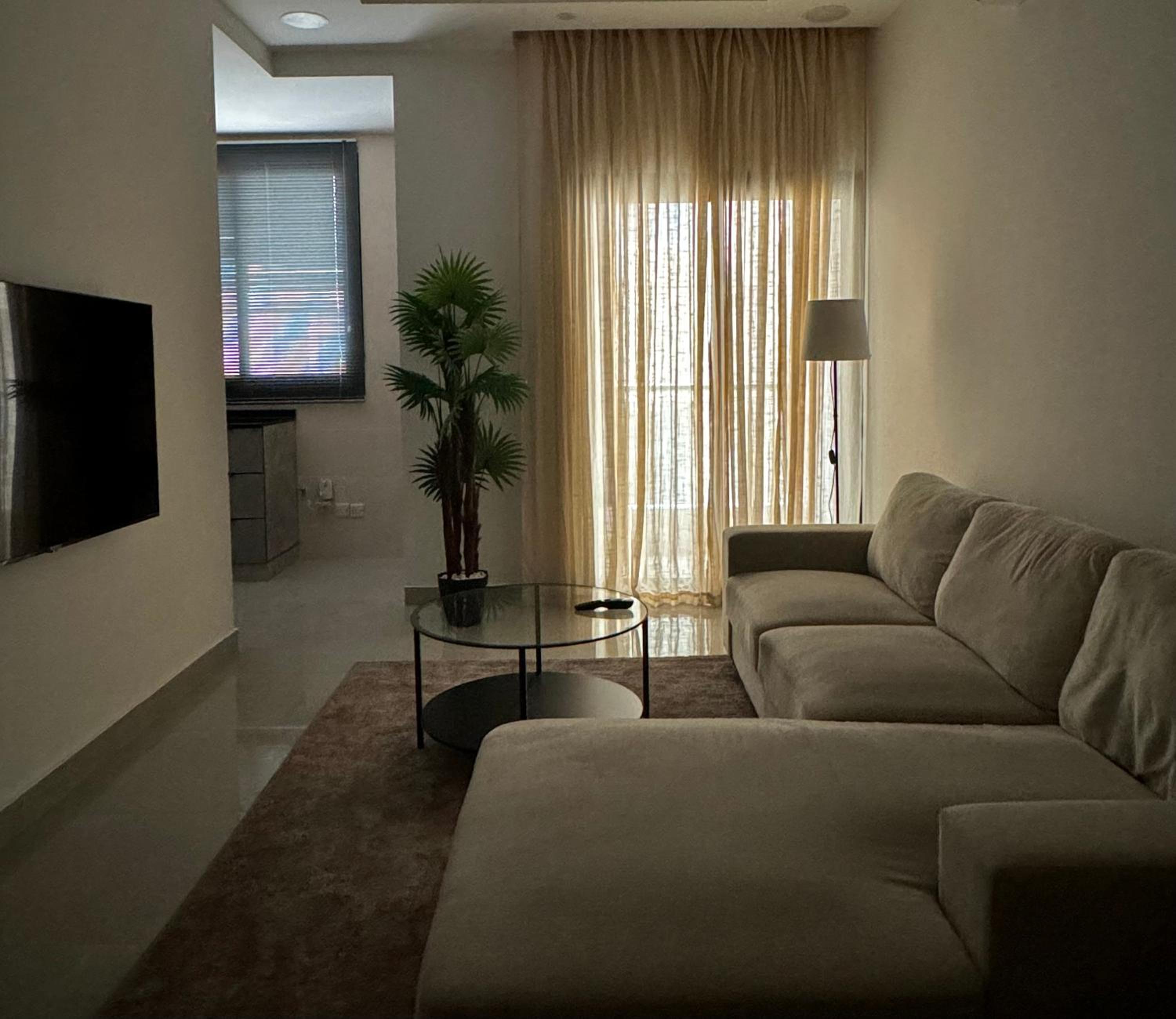 One-Bedroom Apartment