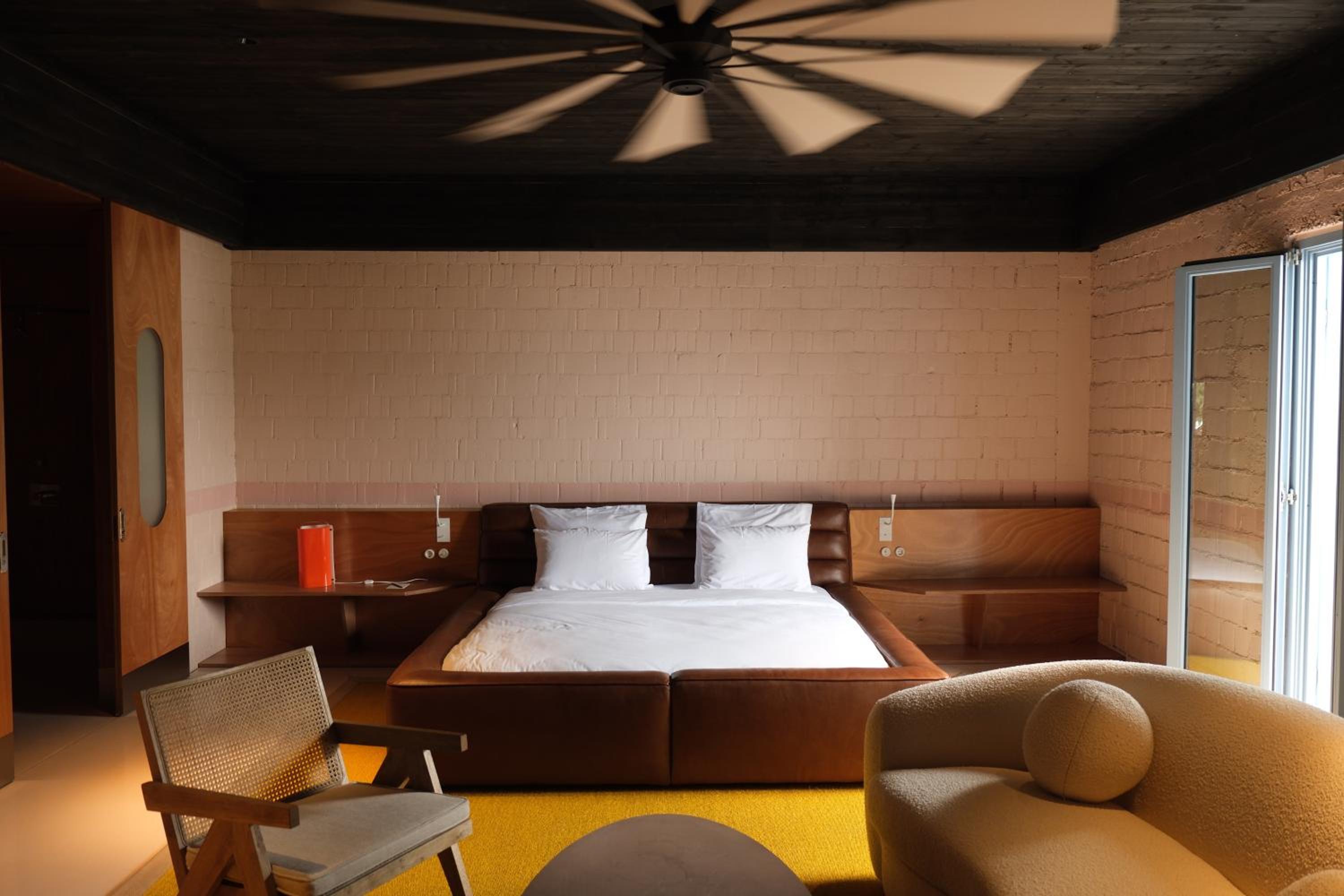 Sea View Signature Room - Photo 1