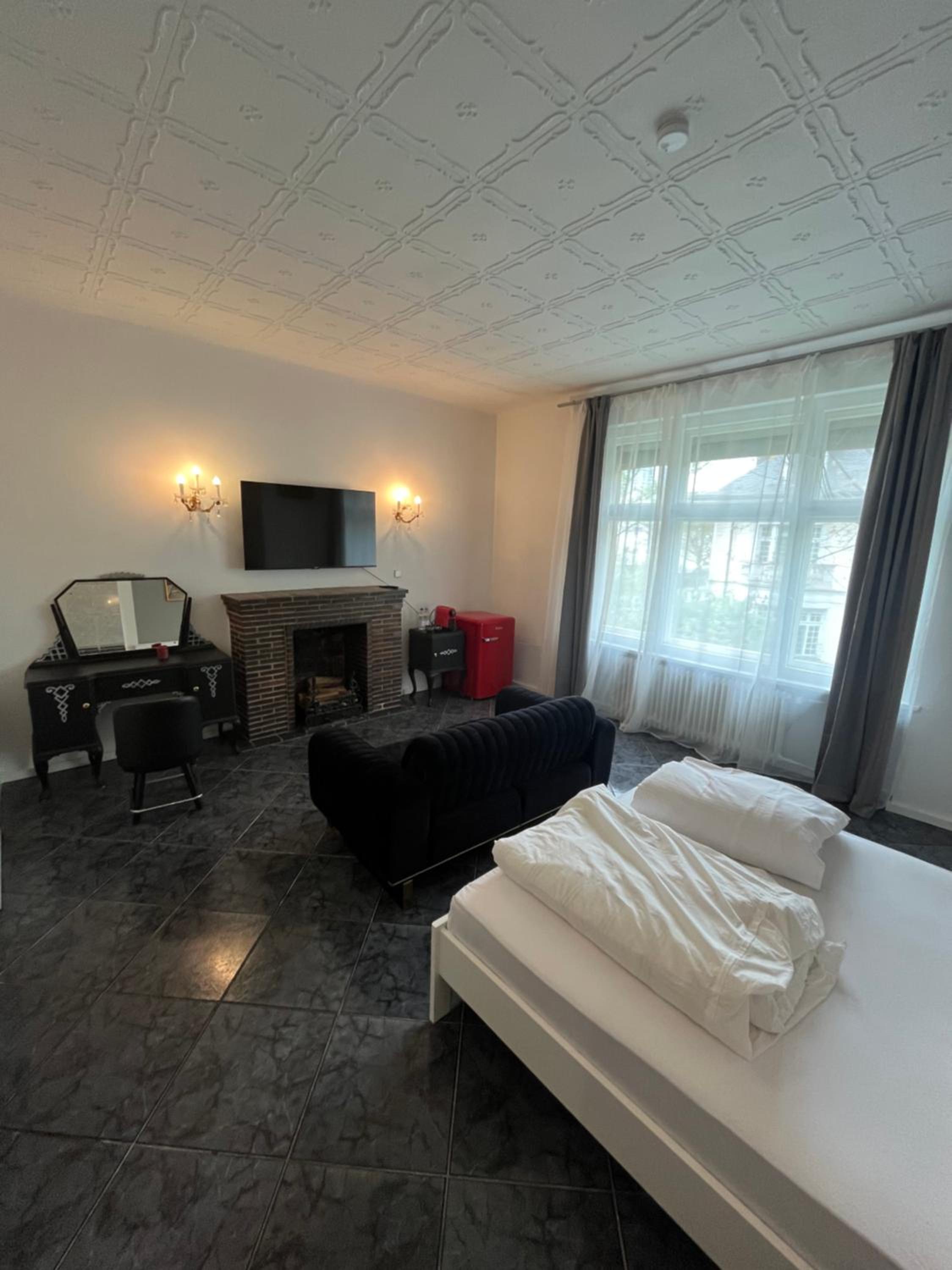 Deluxe Double Room photo 3