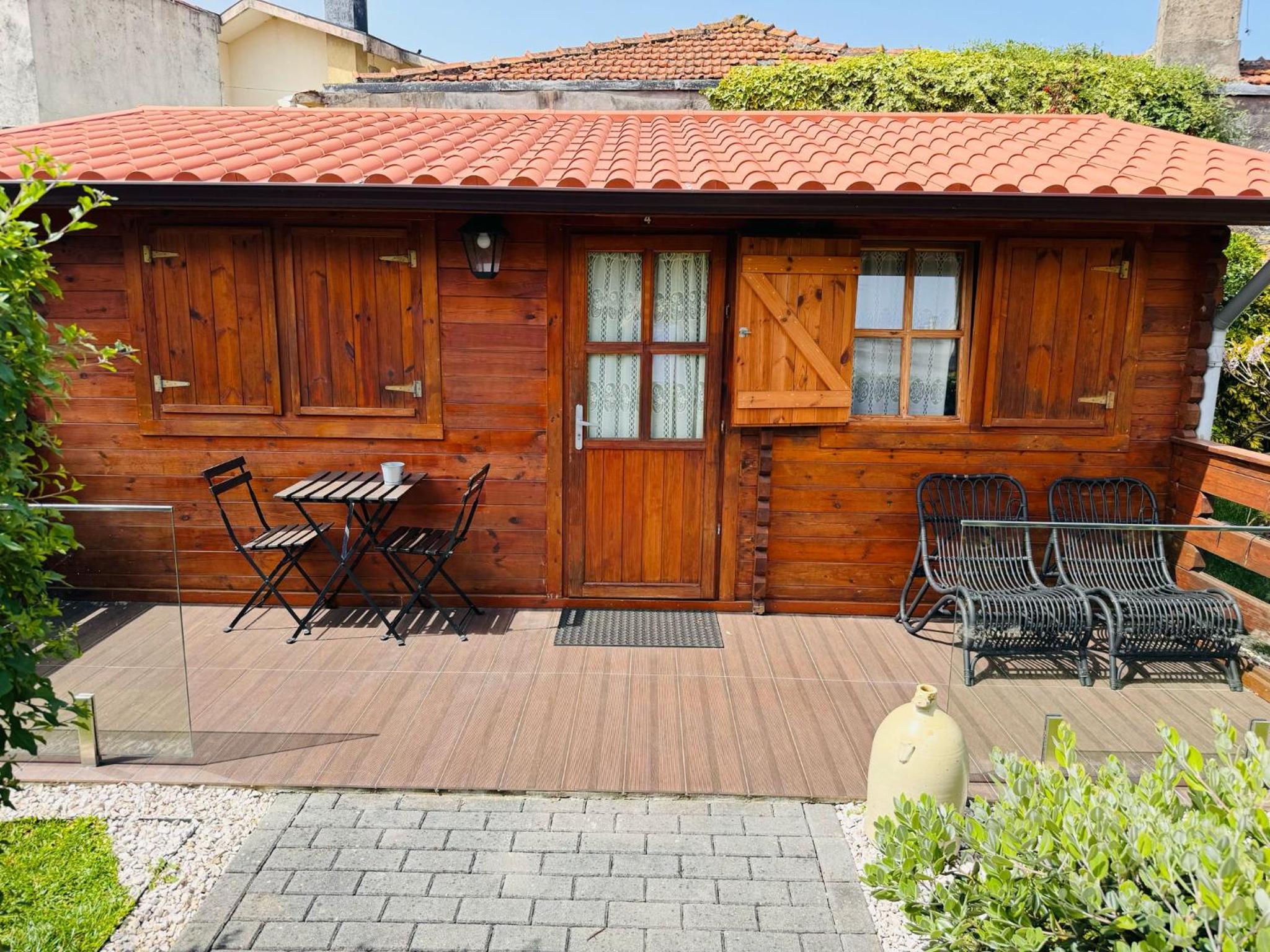 Two-Bedroom House - Photo 44