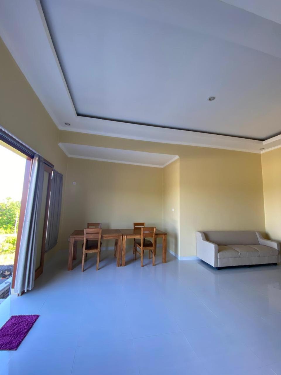 Two-Bedroom House photo 3