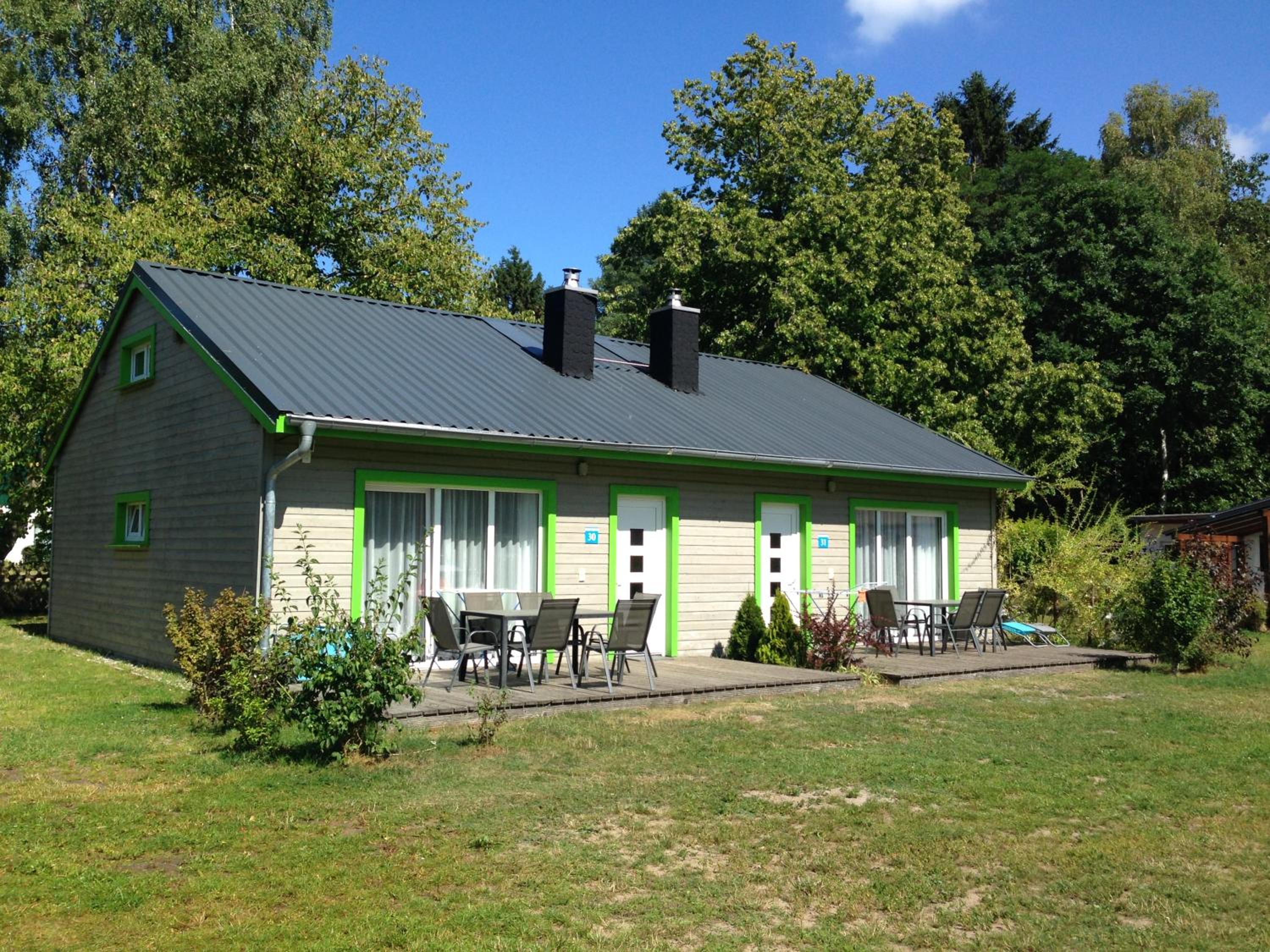 Three-Bedroom House photo 3