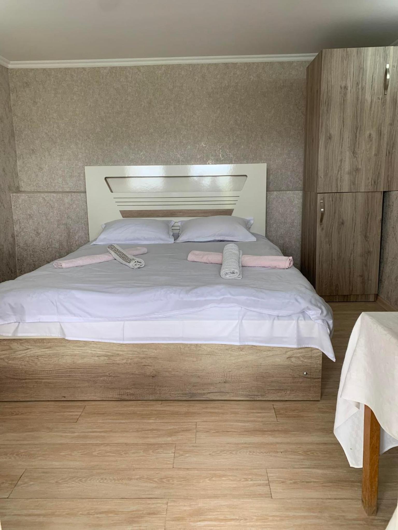 Budget Double Room photo 2
