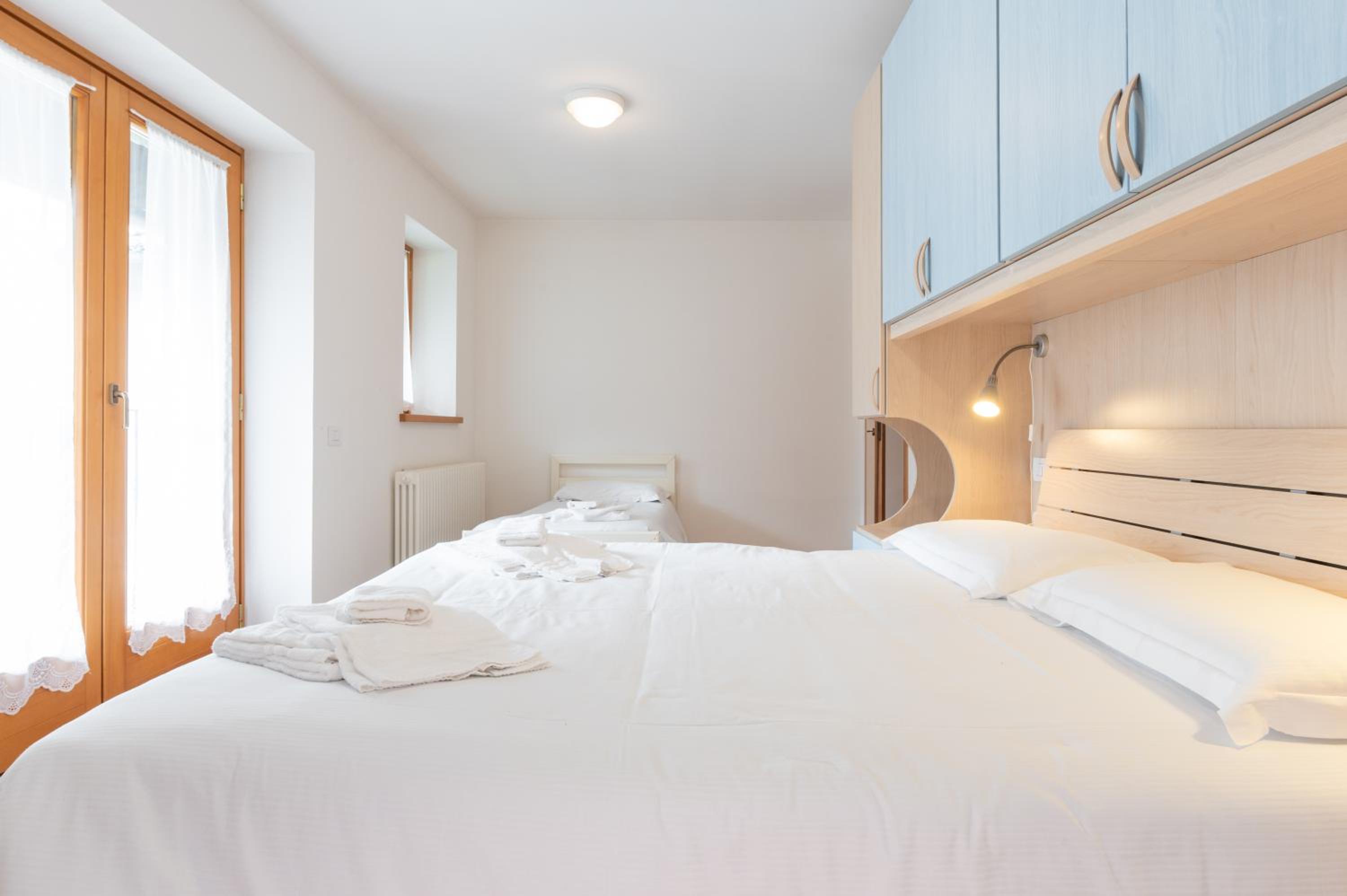 Standard Three Bedroom Apartment photo 2