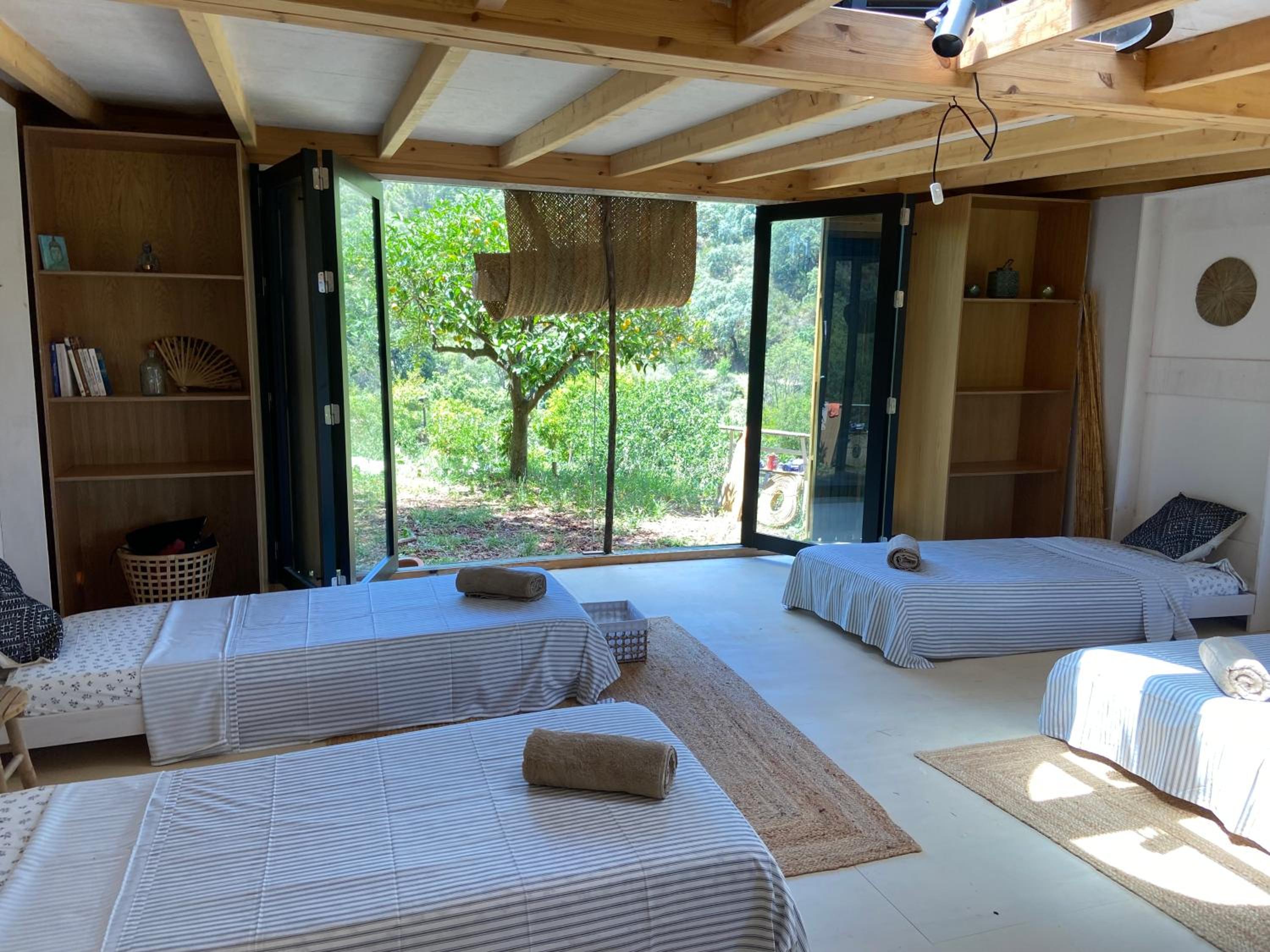 Mobile Home photo 3