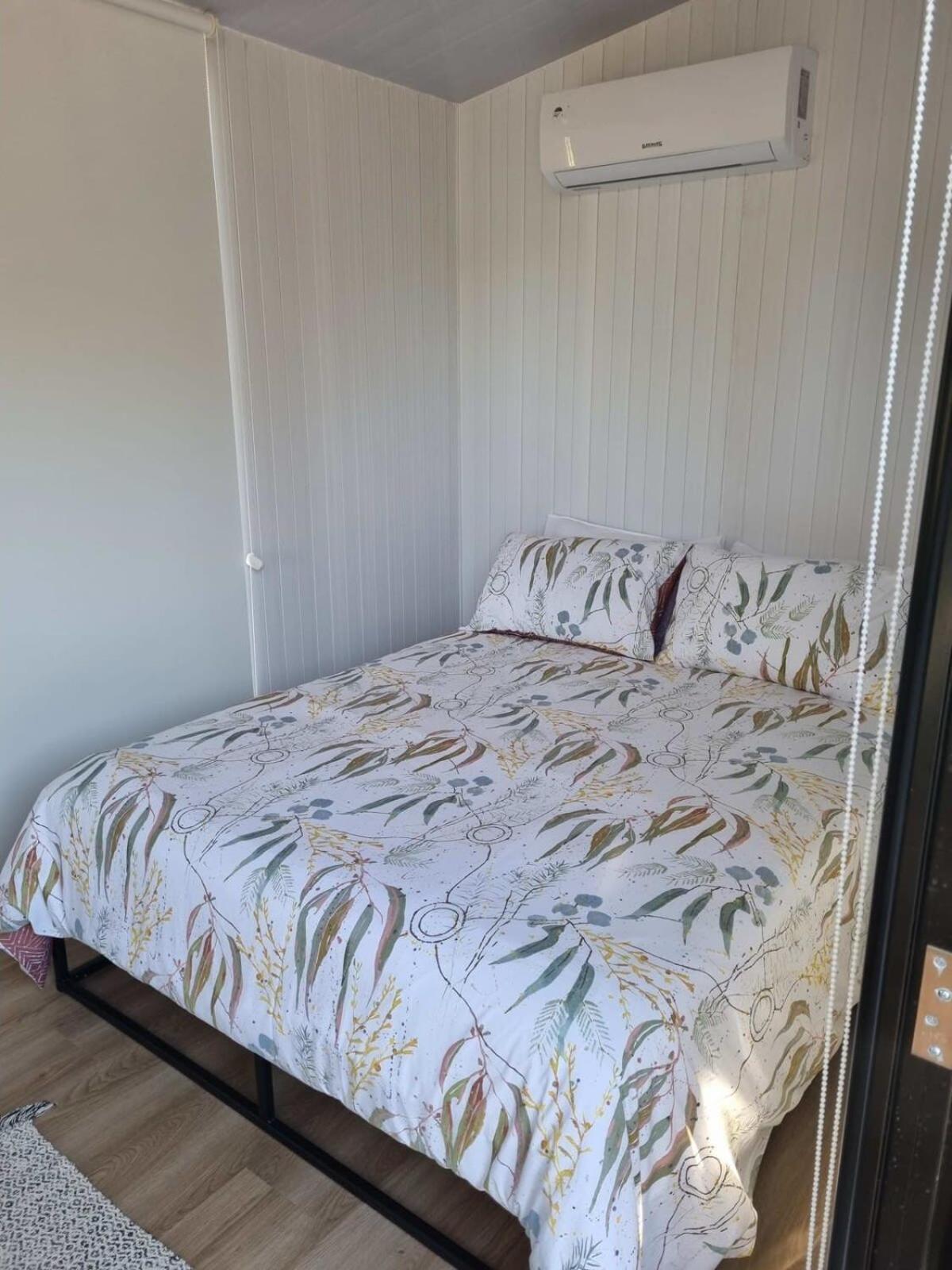 Mobile Home photo 1