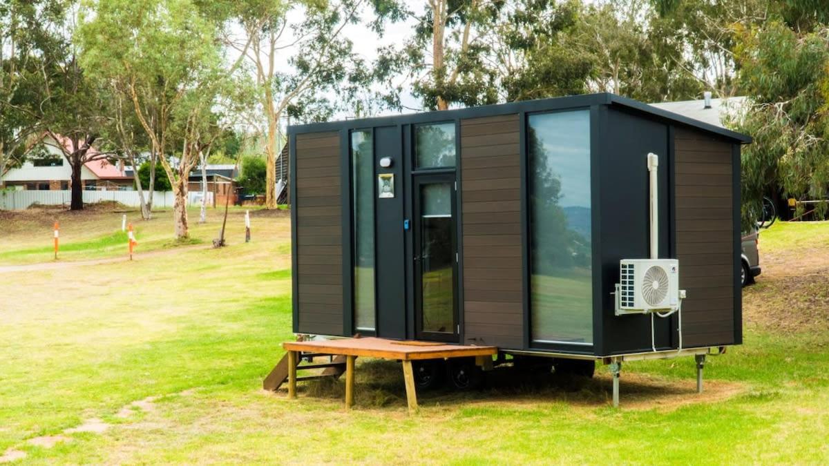 Mobile Home photo 3